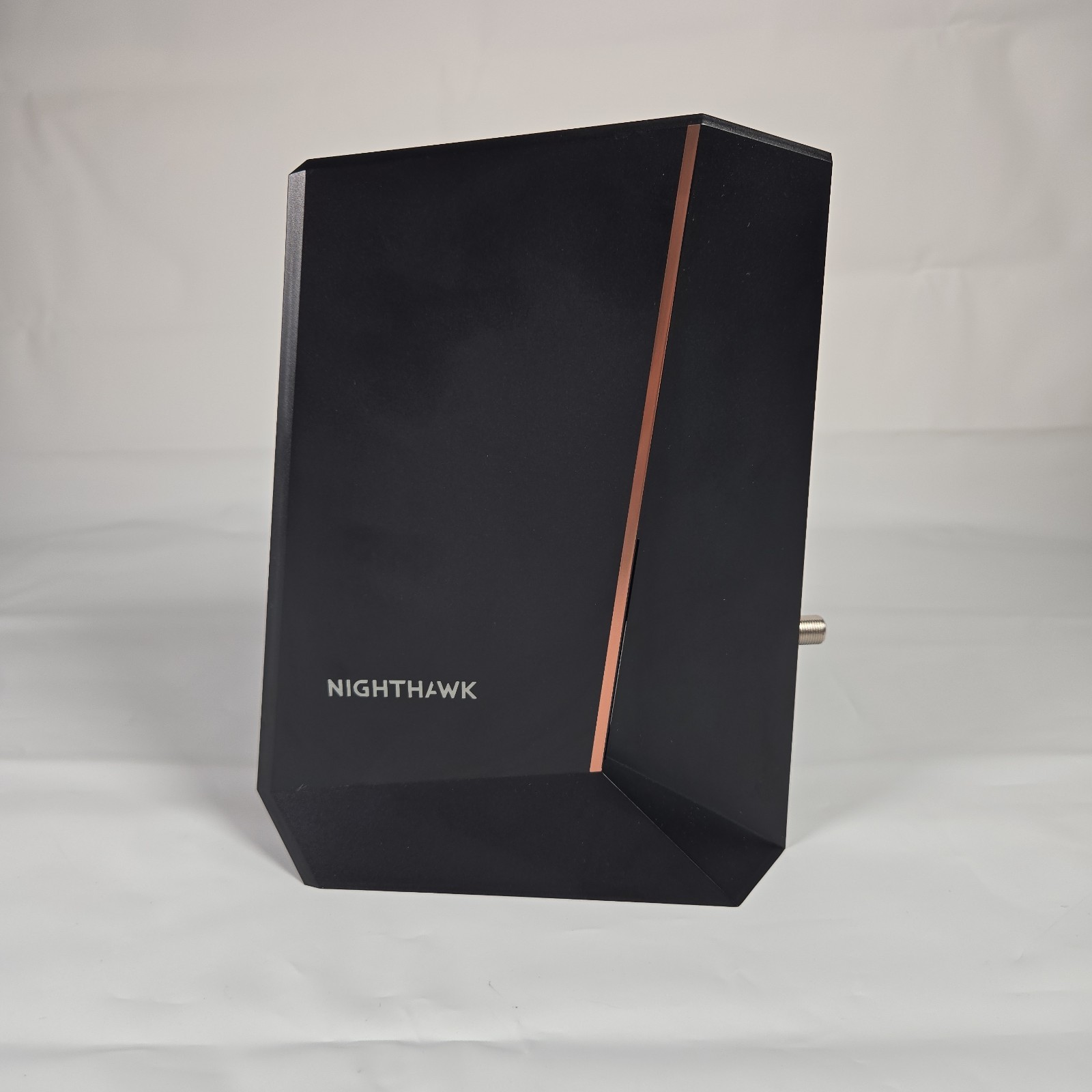 NETGEAR Nighthawk CM2000 DOCSIS 3.1 Cable Modem 2.5Gbps w/ Coax & Ethernet Cable
