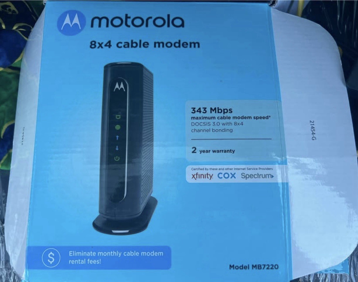 Motorola 8×4 Cable Modem DOCSIS 3.0 Model MB7220, New in Box