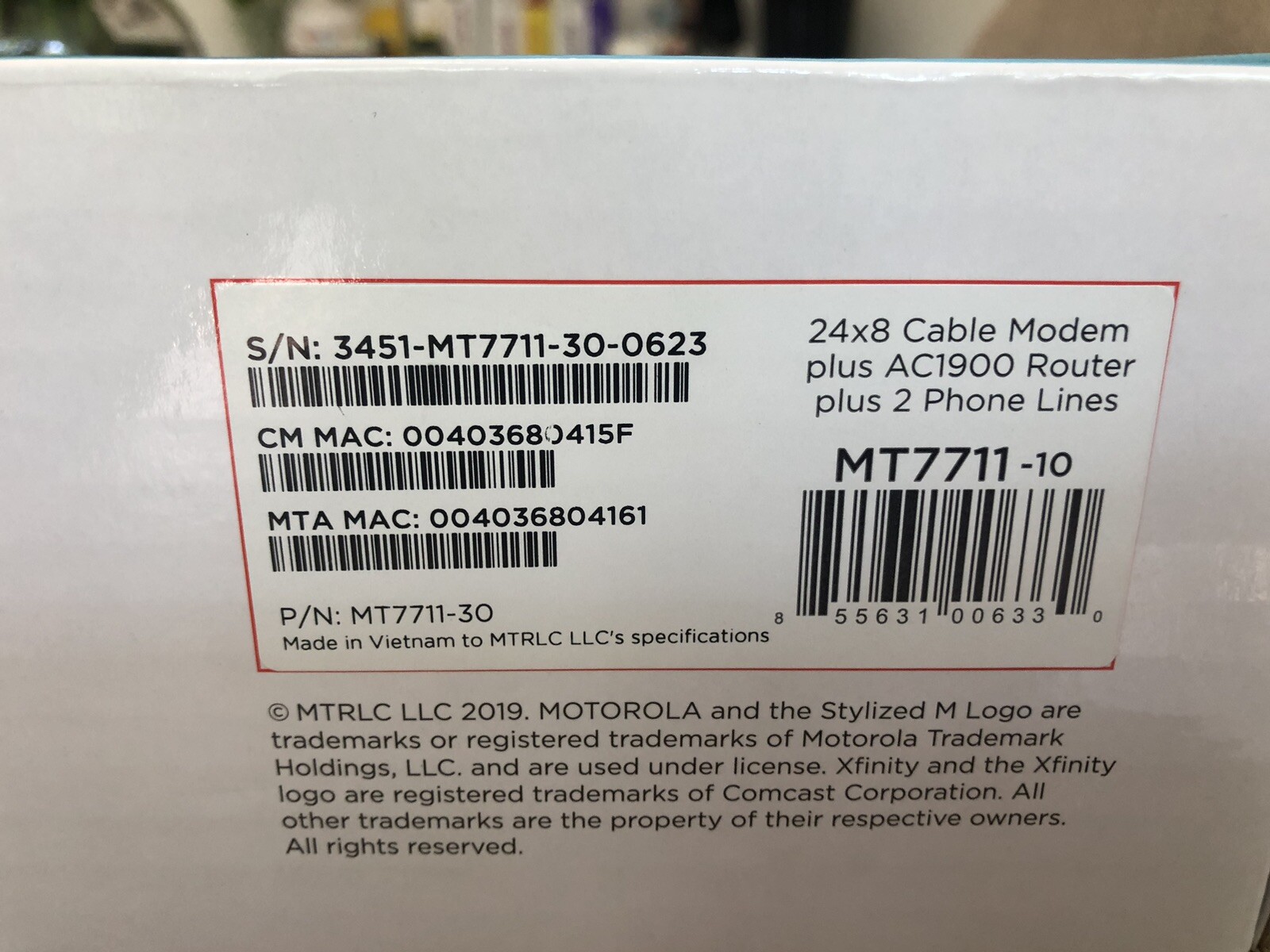 Motorola MT7711 24X8 Cable Modem and AC1900 Dual Band Wi-Fi Gigabit Router