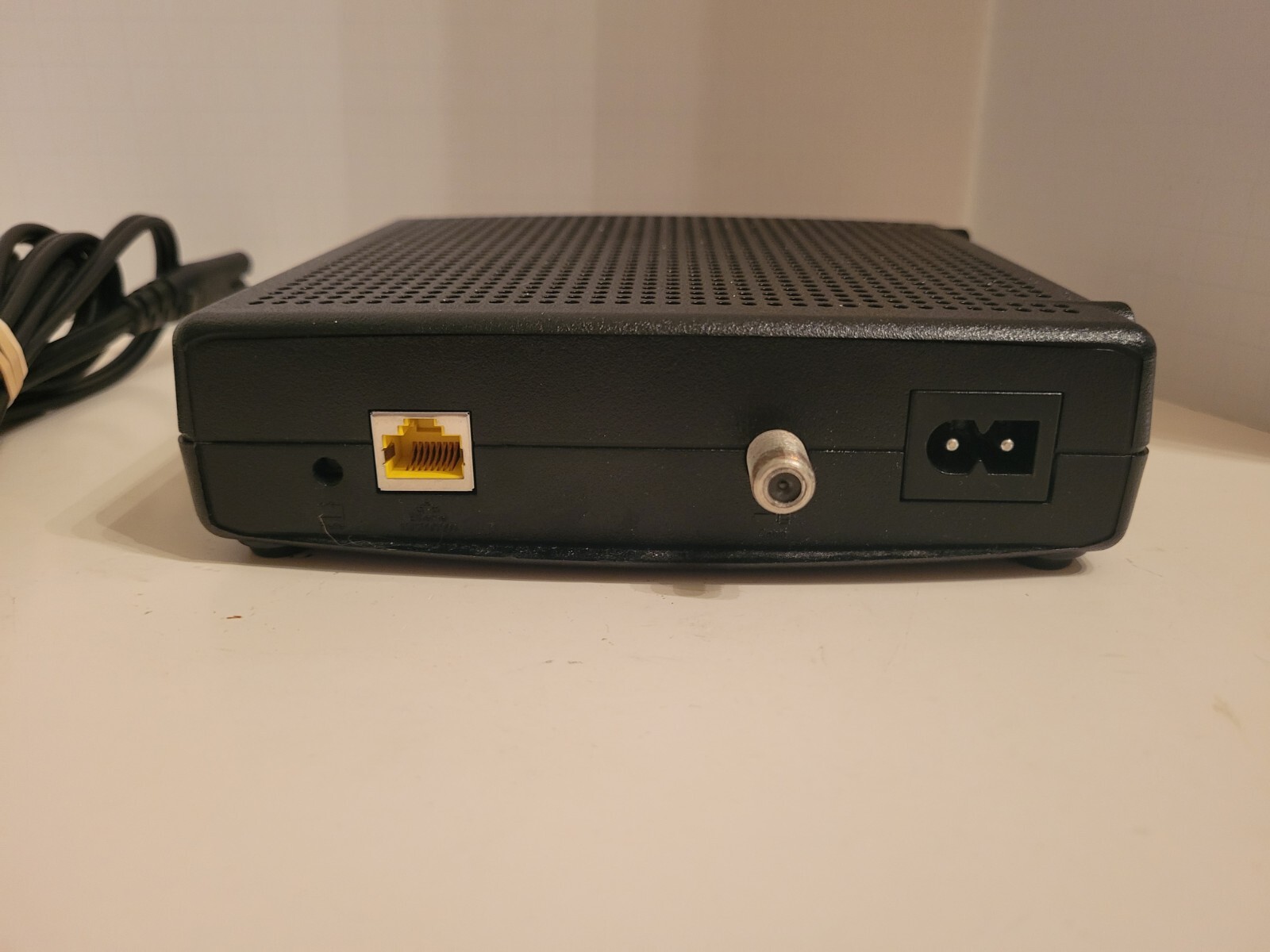 ARRIS CM820A/CT DOCSIS 3.0 Cable Modem