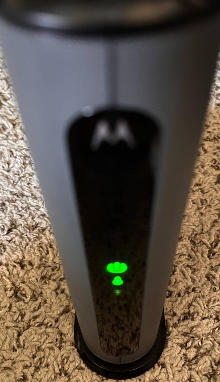 Lot of 7 x Motorola MB8600 DOCSIS 3.1 Cable modems – “No Power Cord”