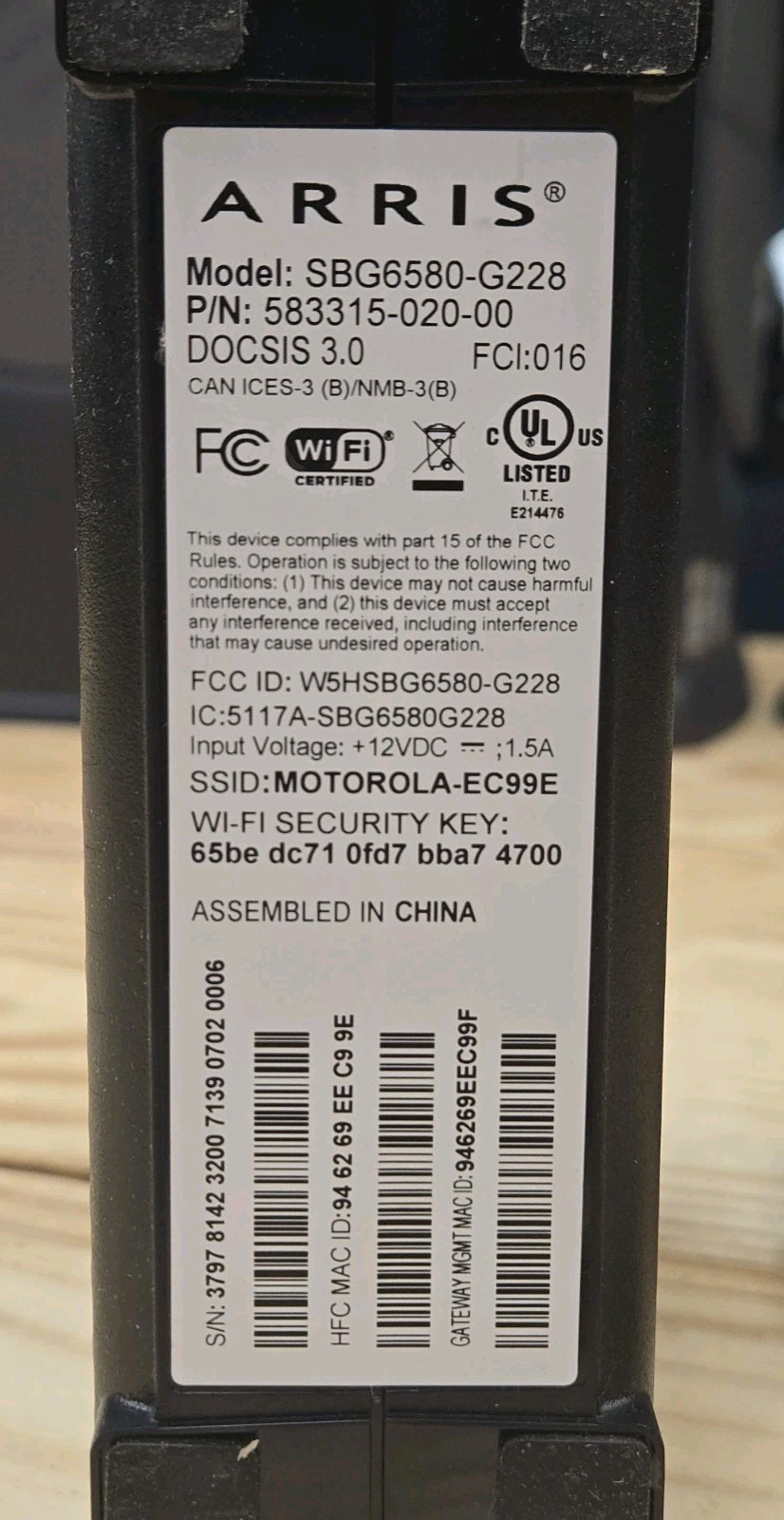 Arris Surfboard SBG6580 DOCSIS 3.0 Cable Modem & Wi-Fi Router Budget Home Office