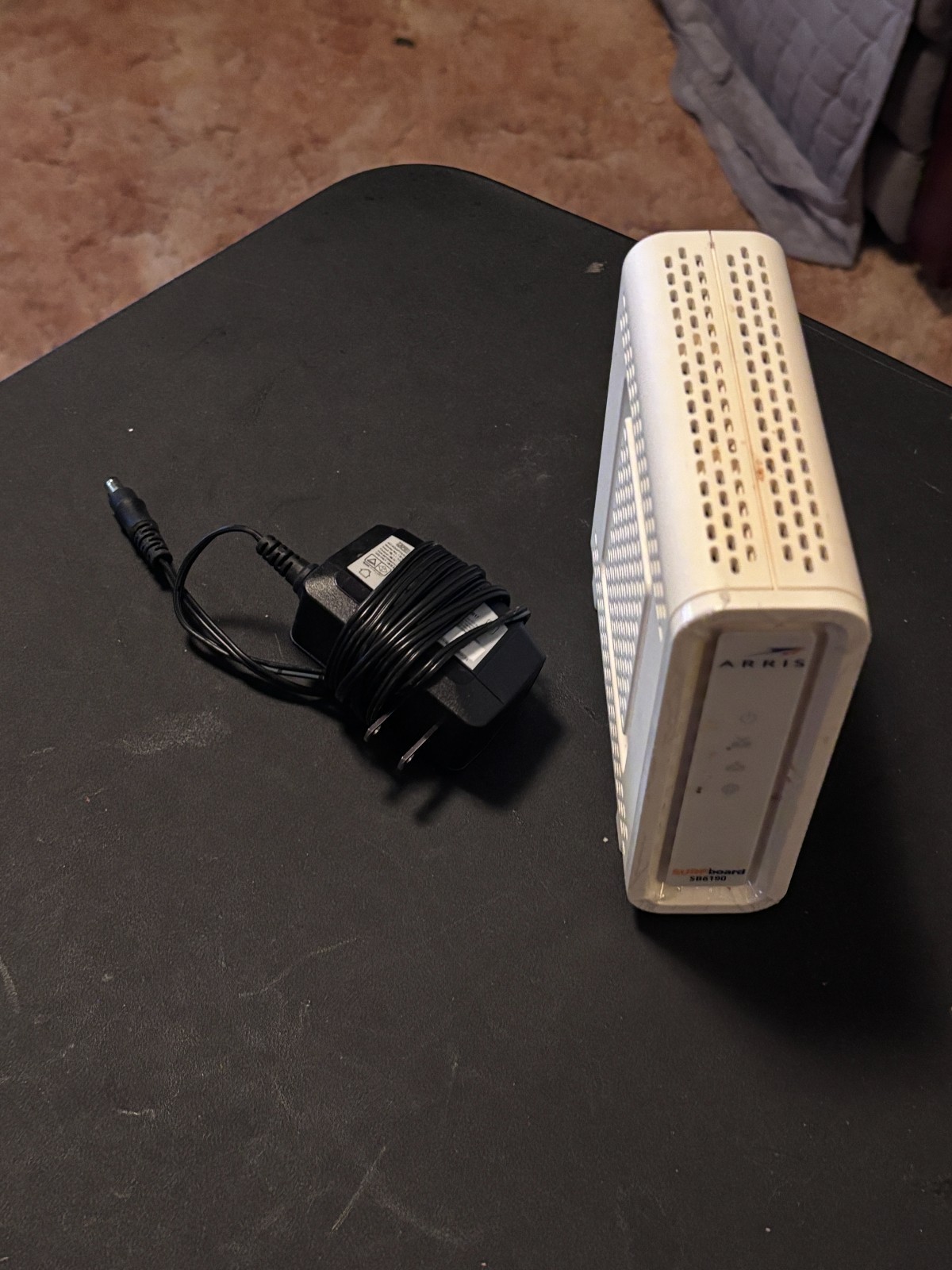 ARRIS Surfboard SB6190-RB DOCSIS 3.0 Cable Modem, White (Renewed)