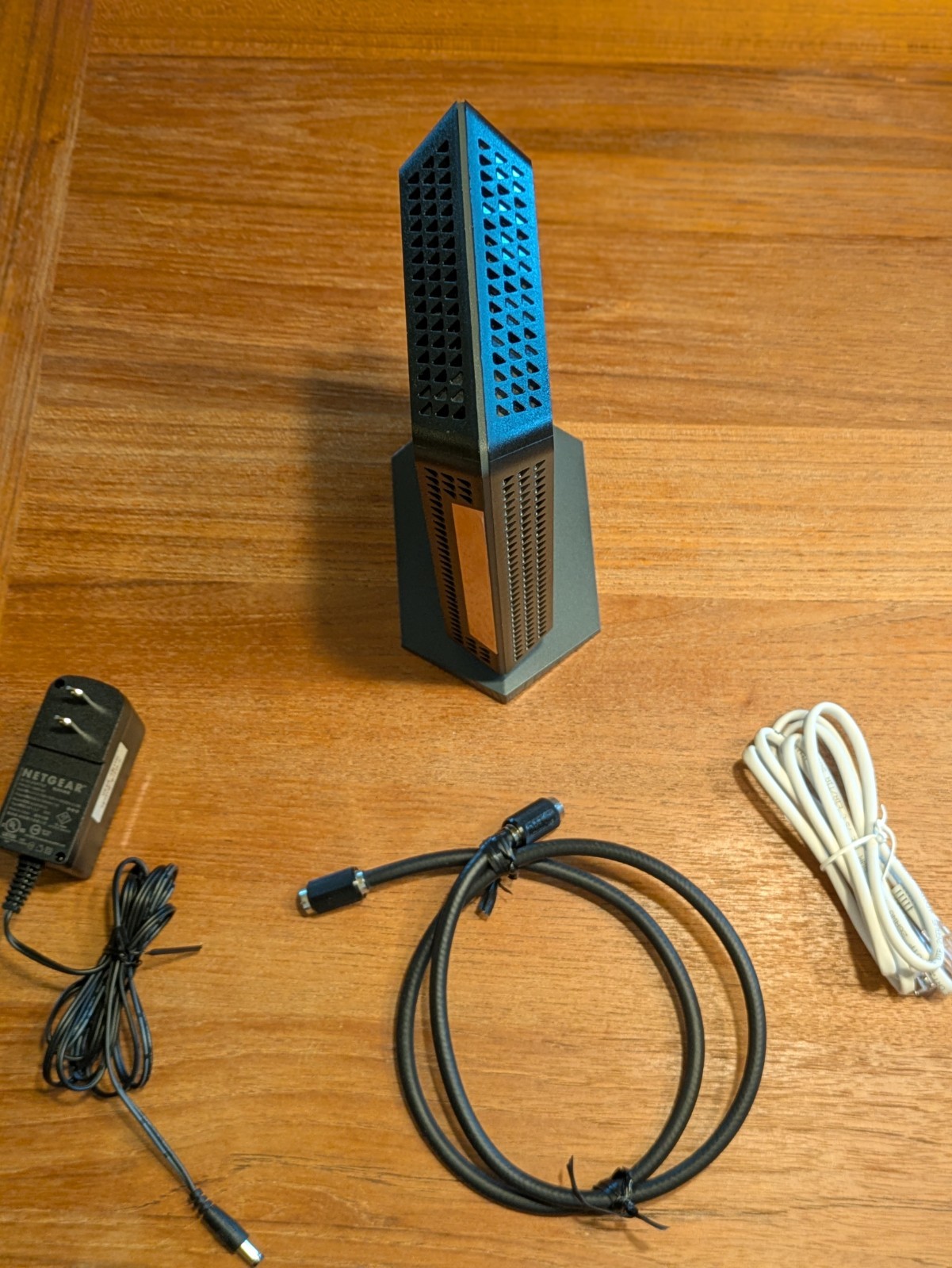 NETGEAR Nighthawk Model CM1100 Multi-Gig Speed Cable Modem DOCSIS 3.1 Tested