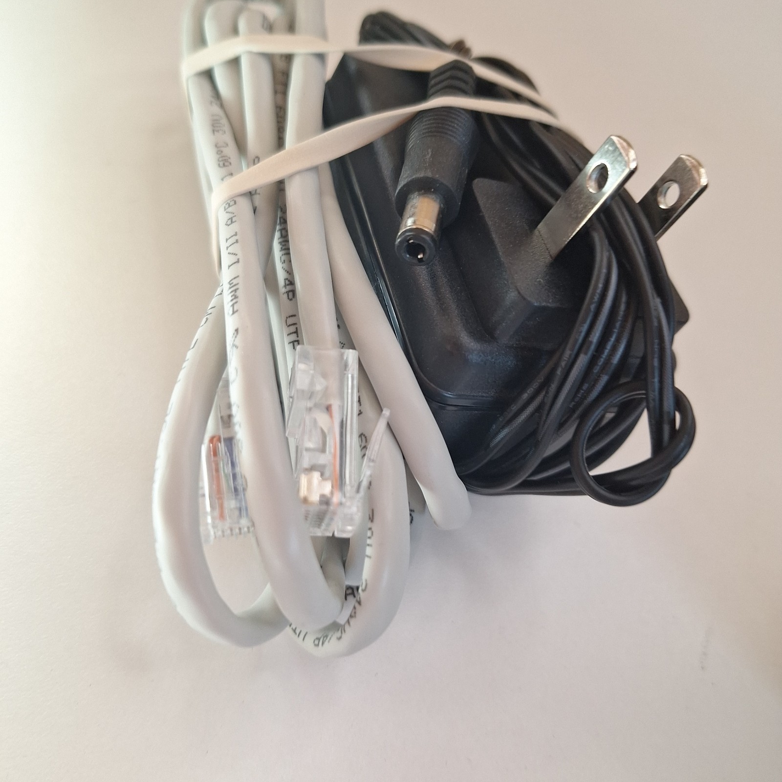 Motorola Surfboard SB6121 WiFi Cable Modem Black (575186-017-00) TESTED