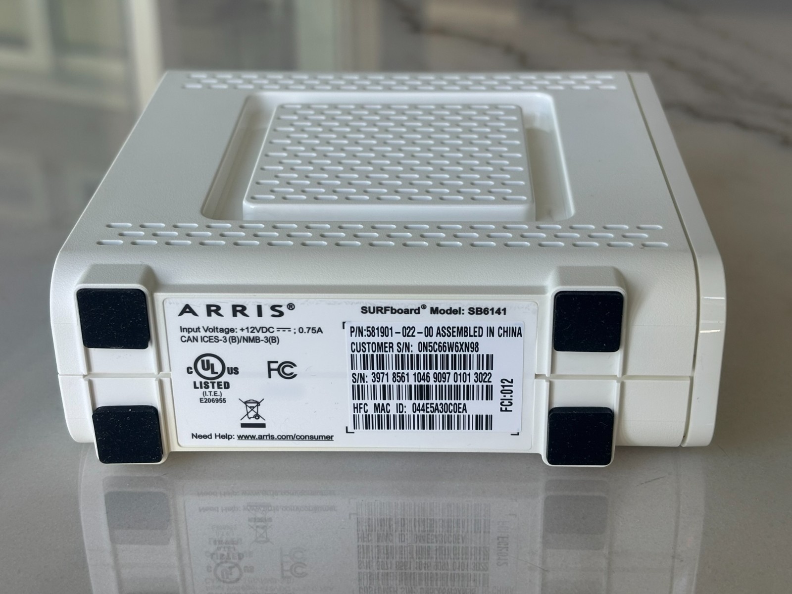 ARRIS SURFboard SB6141 Docsis 3.0 Cable Modem w/ Box, Power Adapter, and Cable