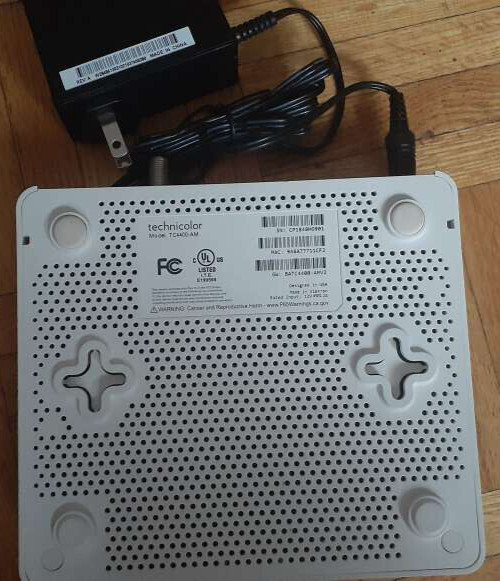TECHNICOLOR TC4400-AM ULTRA BROADBAND CABLE MODEM HIGH SPEED POWER SUPPLY PLUG