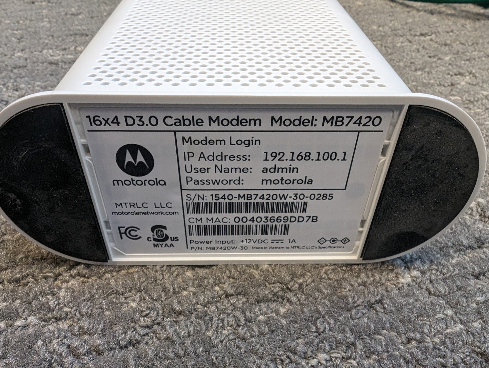 MOTOROLA Model MB7420 Modem, 686 Mbps DOCSIS 3.0 Tested