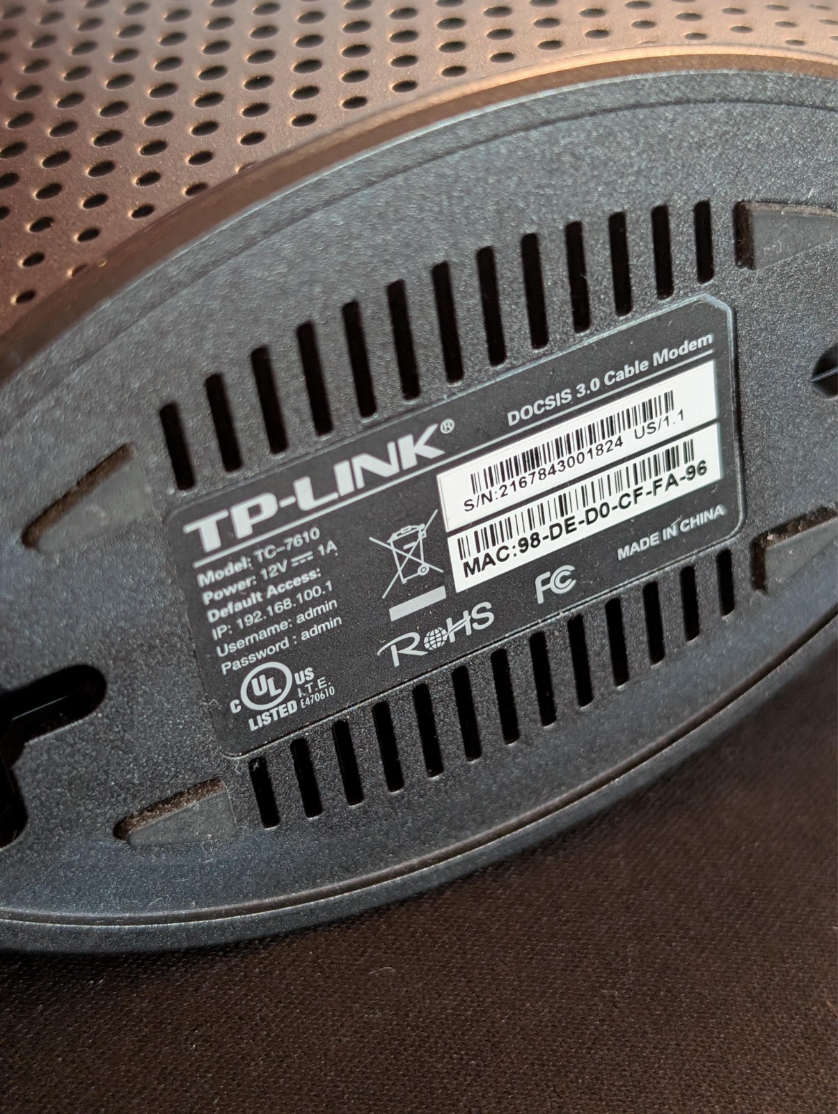 TP-Link TC-7610 DOCSIS 3.0 Cable Modem High Speed Internet w/ Power Cord
