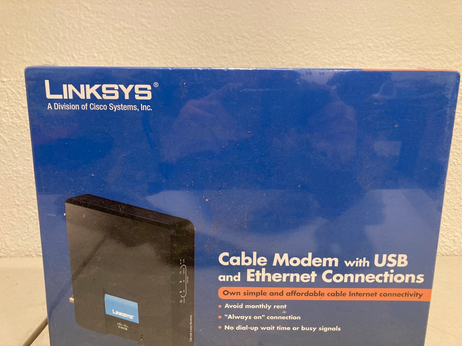 Linksys Cisco CM100 (CM100-RM) Cable Modem with USB & Ethernet Connections