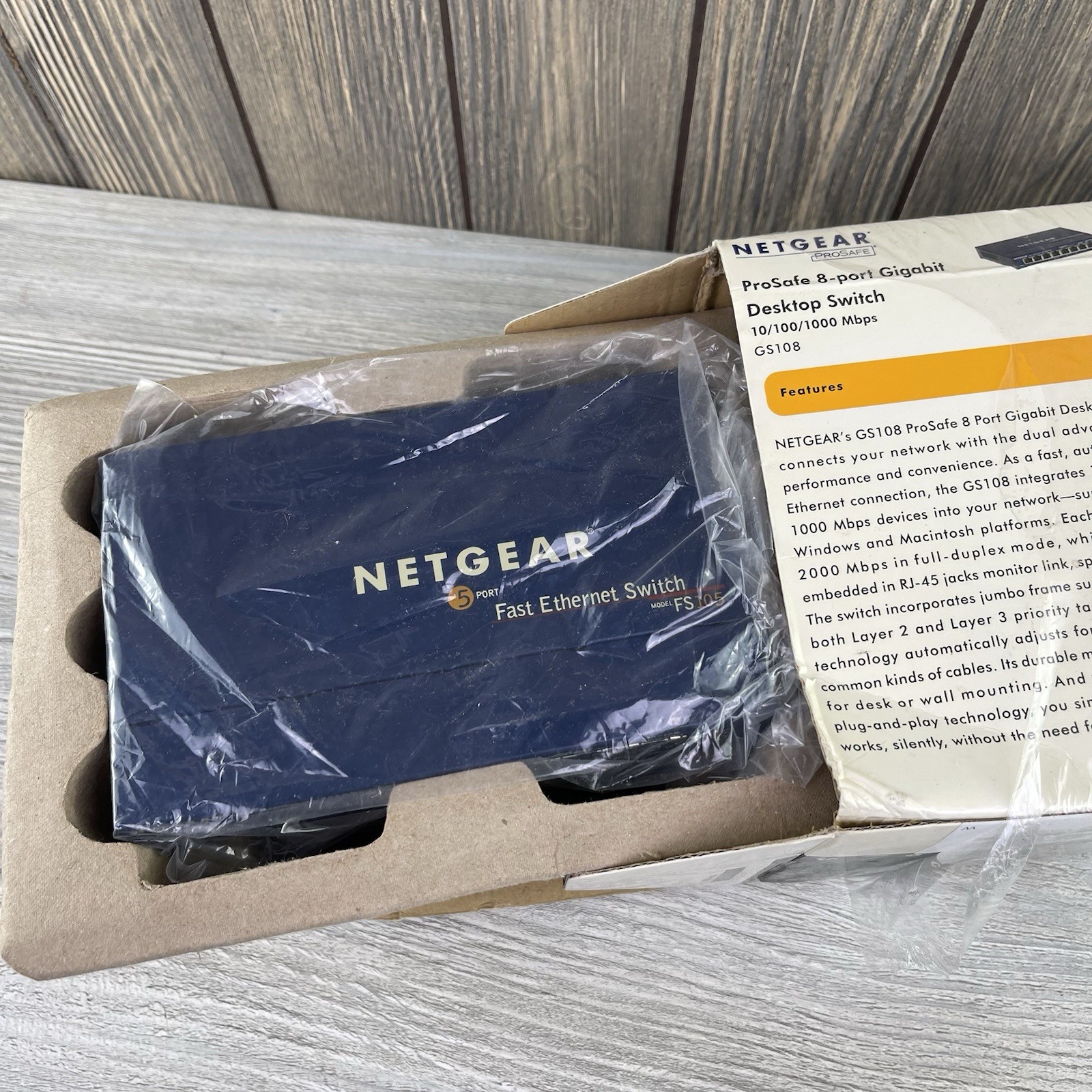 Netgear Prosafe 8 Port Gigabit Switch GS108 10/100/1000 Mbps New Open Box