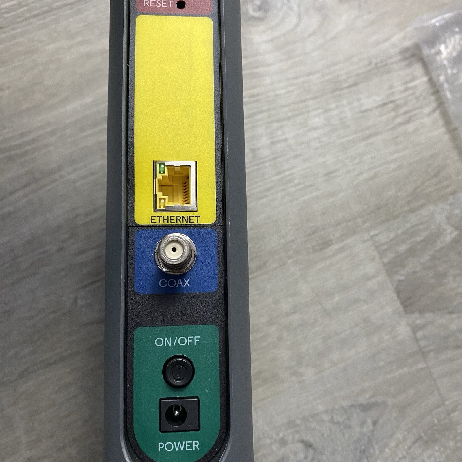 Motorola DOCSIS 3.1 Ultra Fast Cable Modem Model: MB8600 🔥🔥🔥