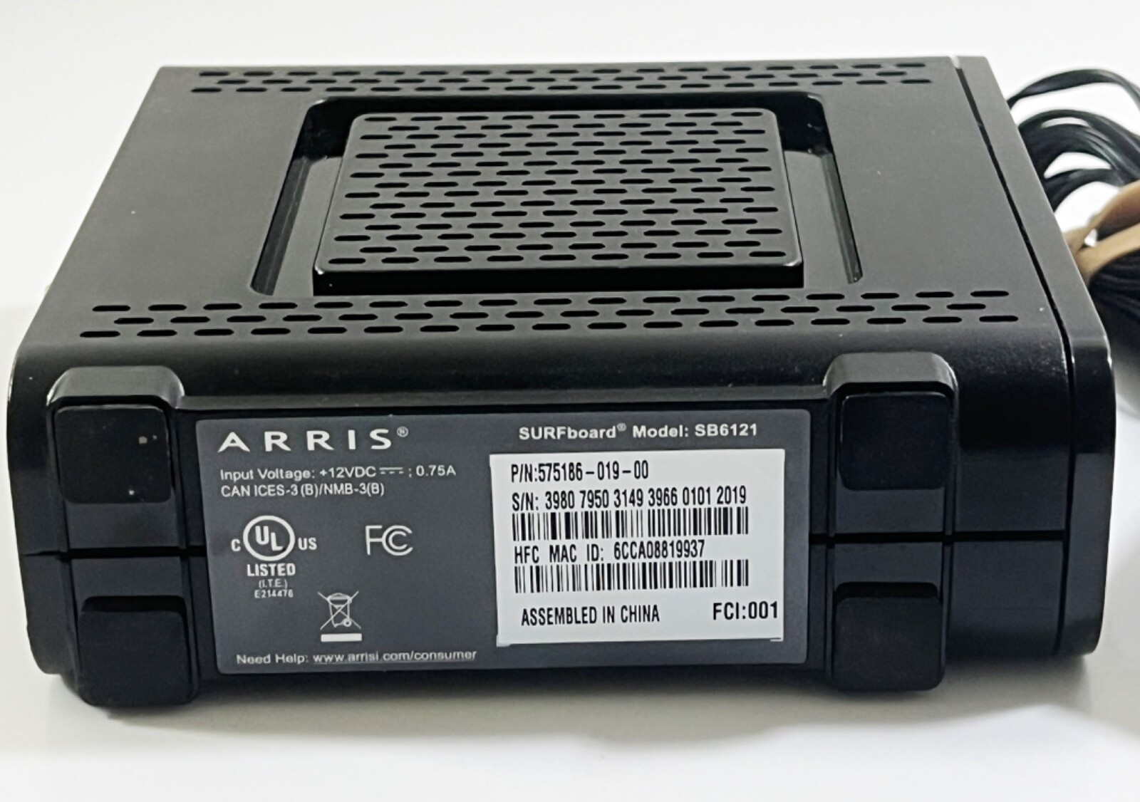Arris Surfboard SB6121 Cable Modem High Speed Internet Pre-owned. Black