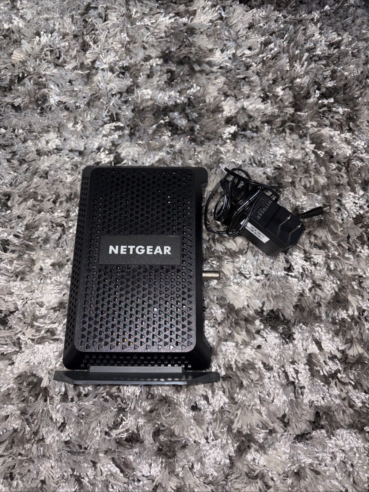 NETGEAR CM1000 Wired-Ethernet (RJ-45) Cable – CM1000100NAS (Black)
