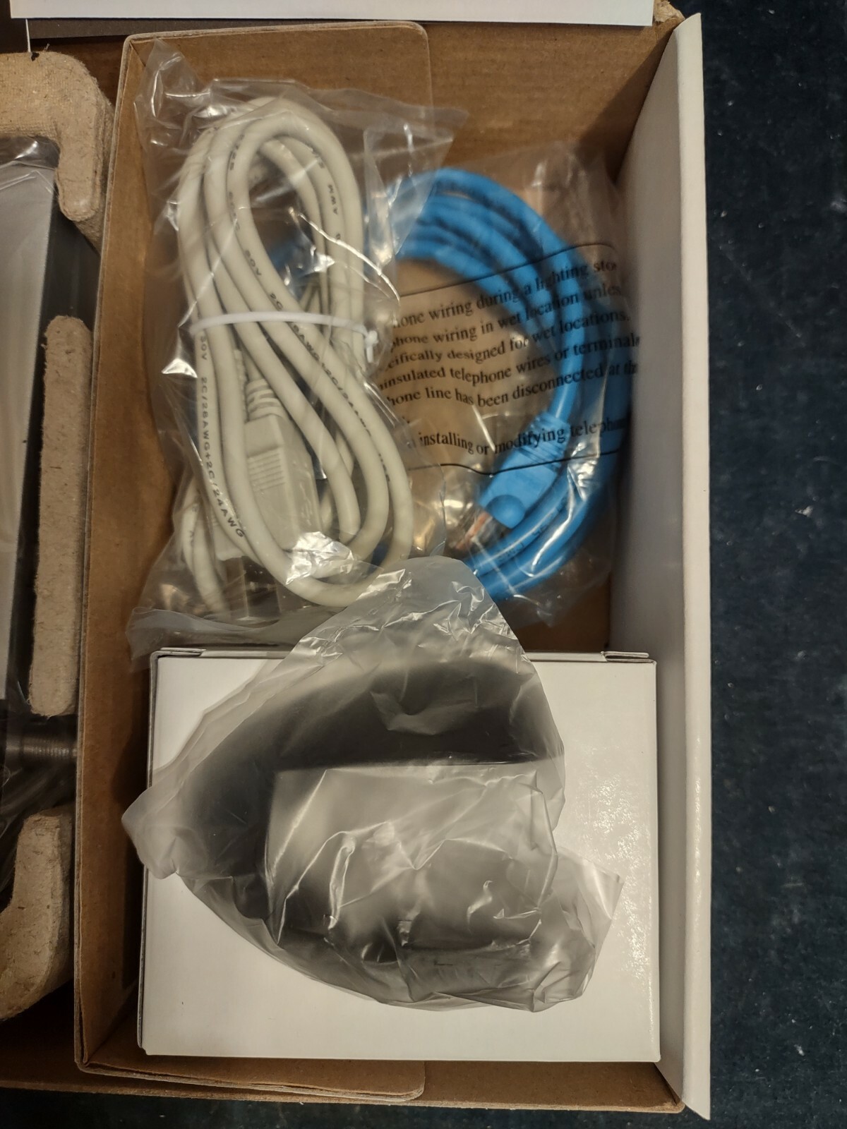 D-Link DCM-202 DOCSIS 2.0 USB Broadband Ethernet Cable Modem New in Box nos