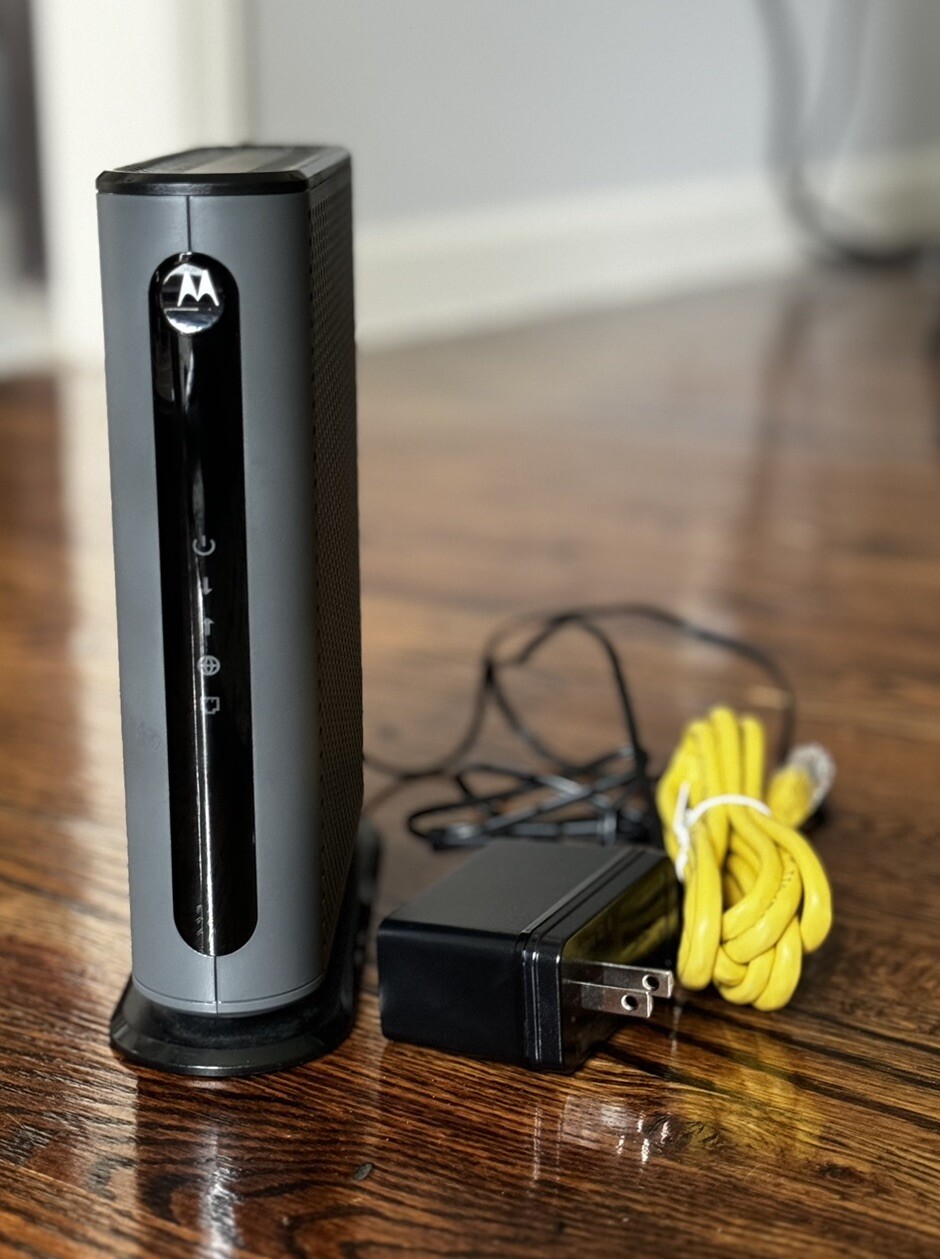 Motorola MB8600 DOCSIS 3.1 Cable Modem – Black – Certified for Comcast, Cox