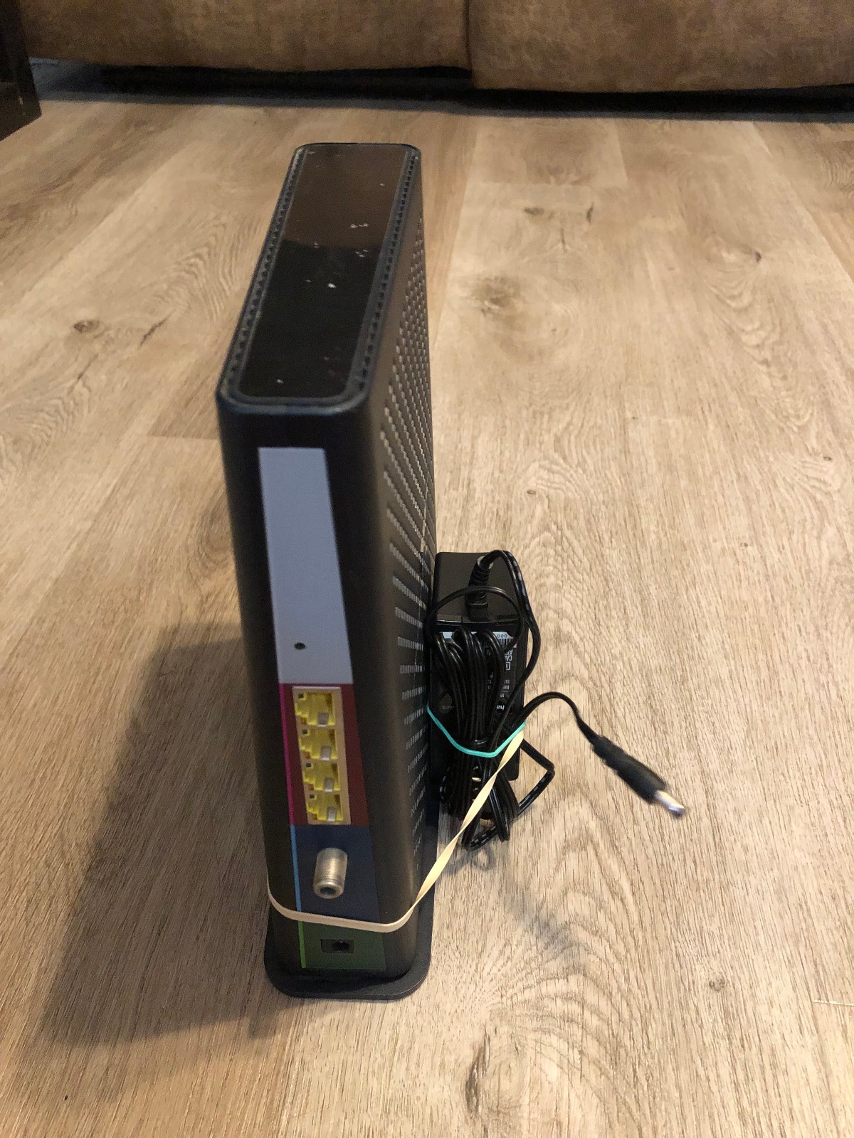 ARRIS Surfboard SBG8300 Cable Modem Wi-Fi Router Unlocked Retail Unit TESTED