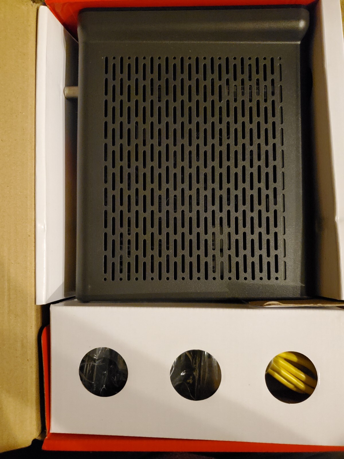 ARRIS Surfboard DOCSIS 3.1 Cable Modem – T25