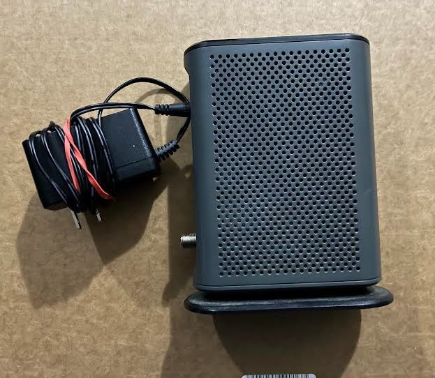 Motorola MB7420 – 16×4 Cable Modem – 686 Mbps – With Power Cord *TESTED*