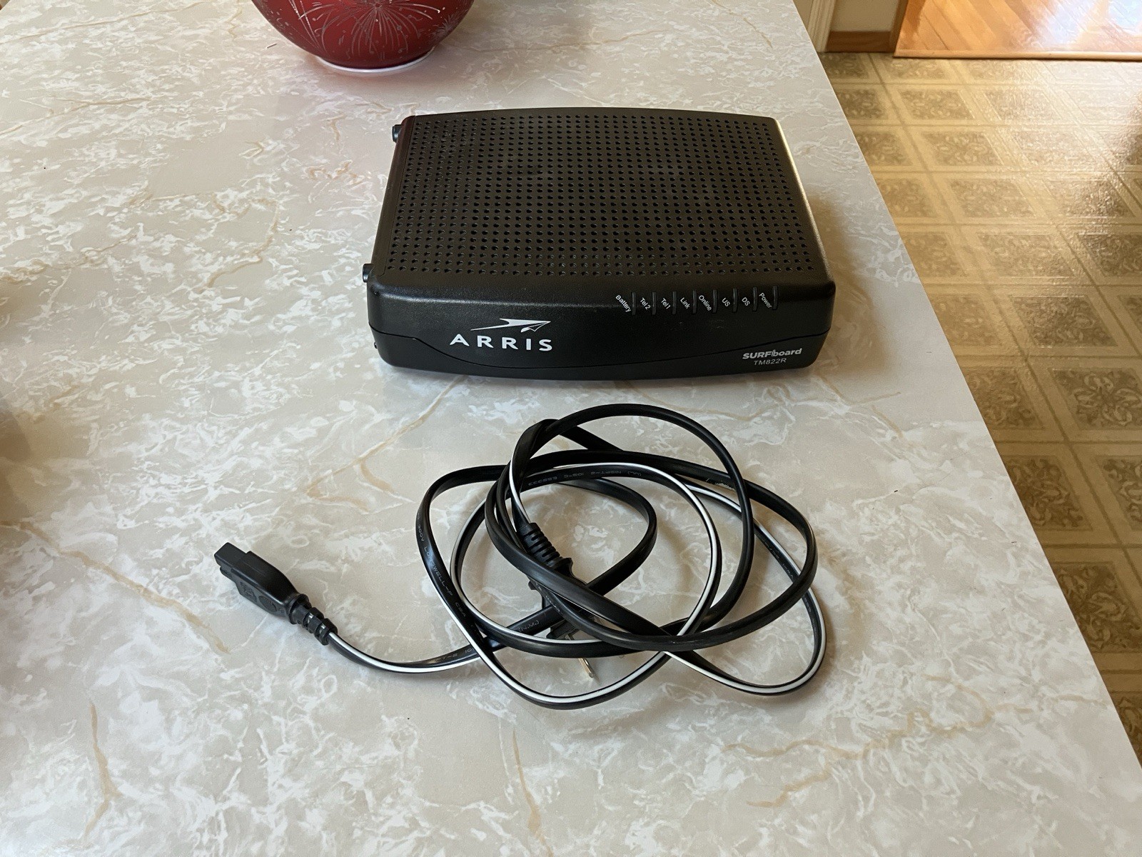 ARRIS Internet & Voice Modem – Model TM822R, Black