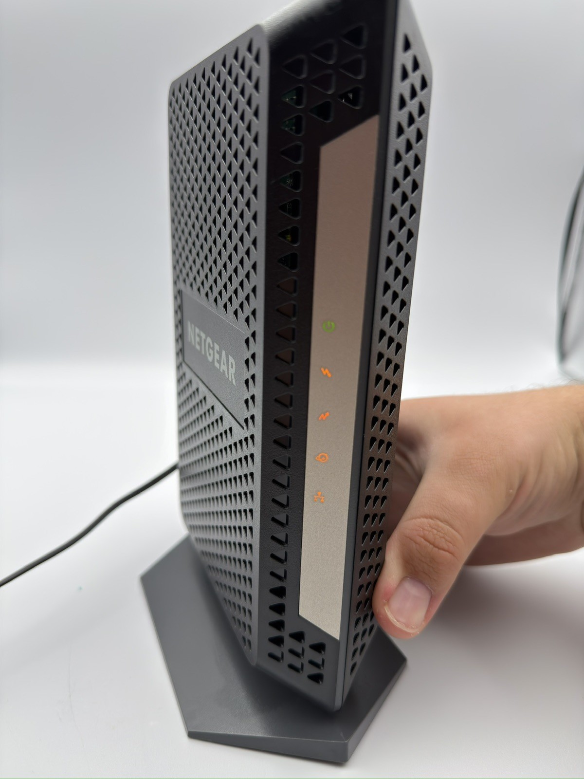 NETGEAR CM1000 v2 – DOCSIS 3.1 Cable Modem