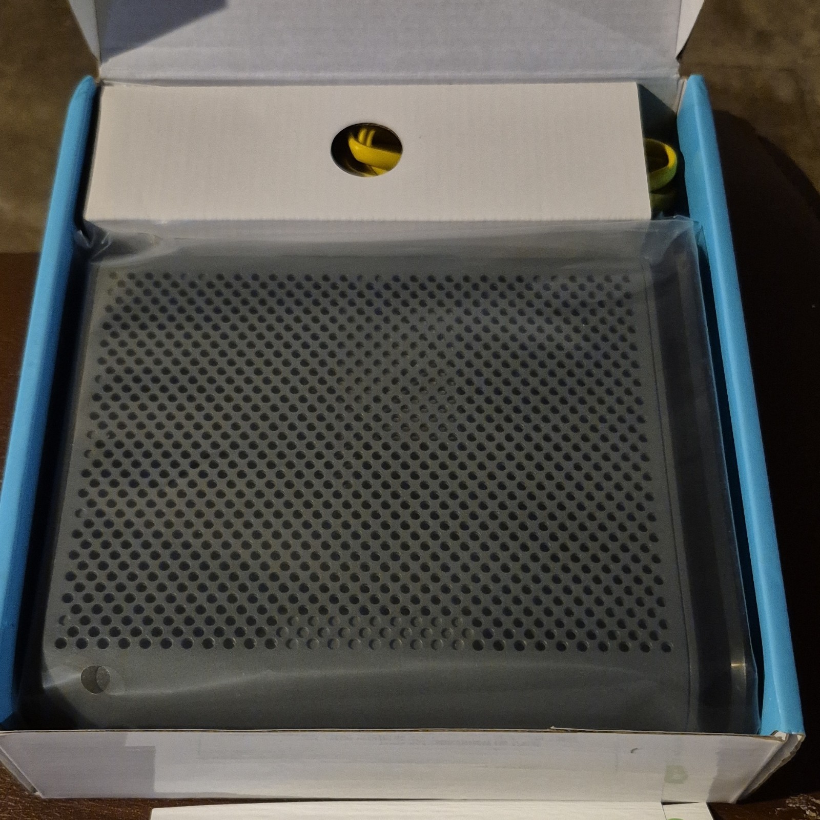 Motorola MB7621-10 DOCSIS 3.0 24×8 Cable Modem 1000+ Mbps for XFINITY