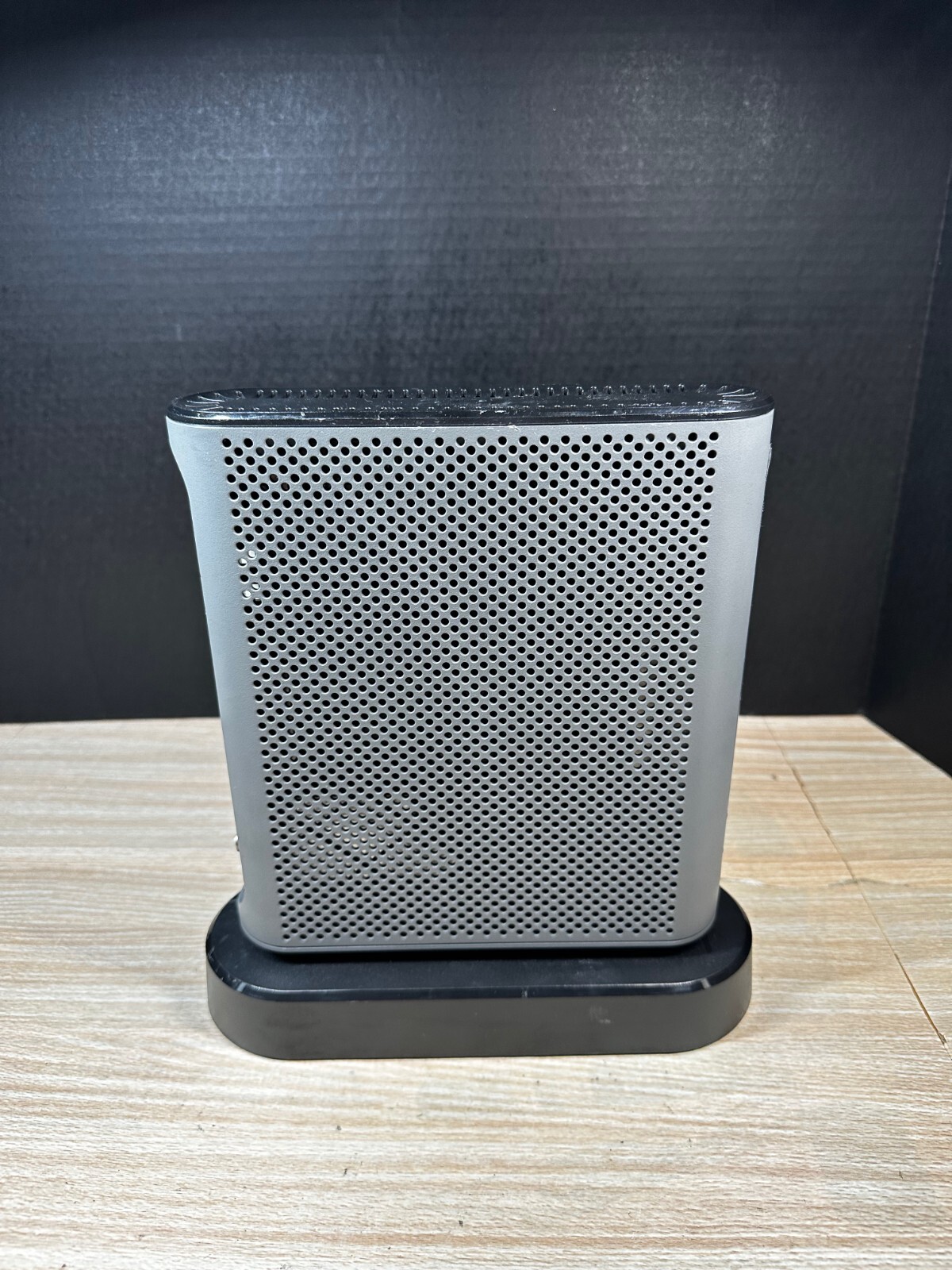 Motorola MT7711 24X8 Cable Modem and AC1900 Dual Band Wi-Fi Gigabit Router