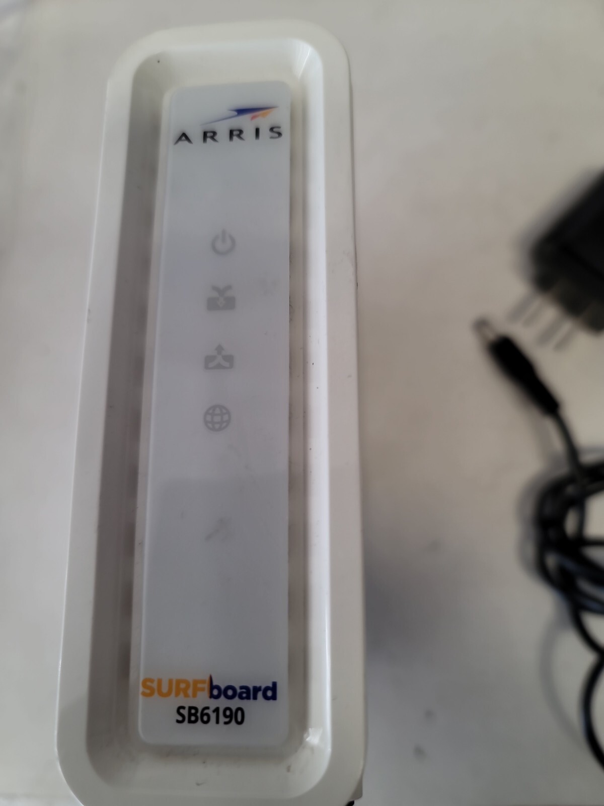 ARRIS Surfboard SB6190-RB DOCSIS 3.0 Cable Modem, White