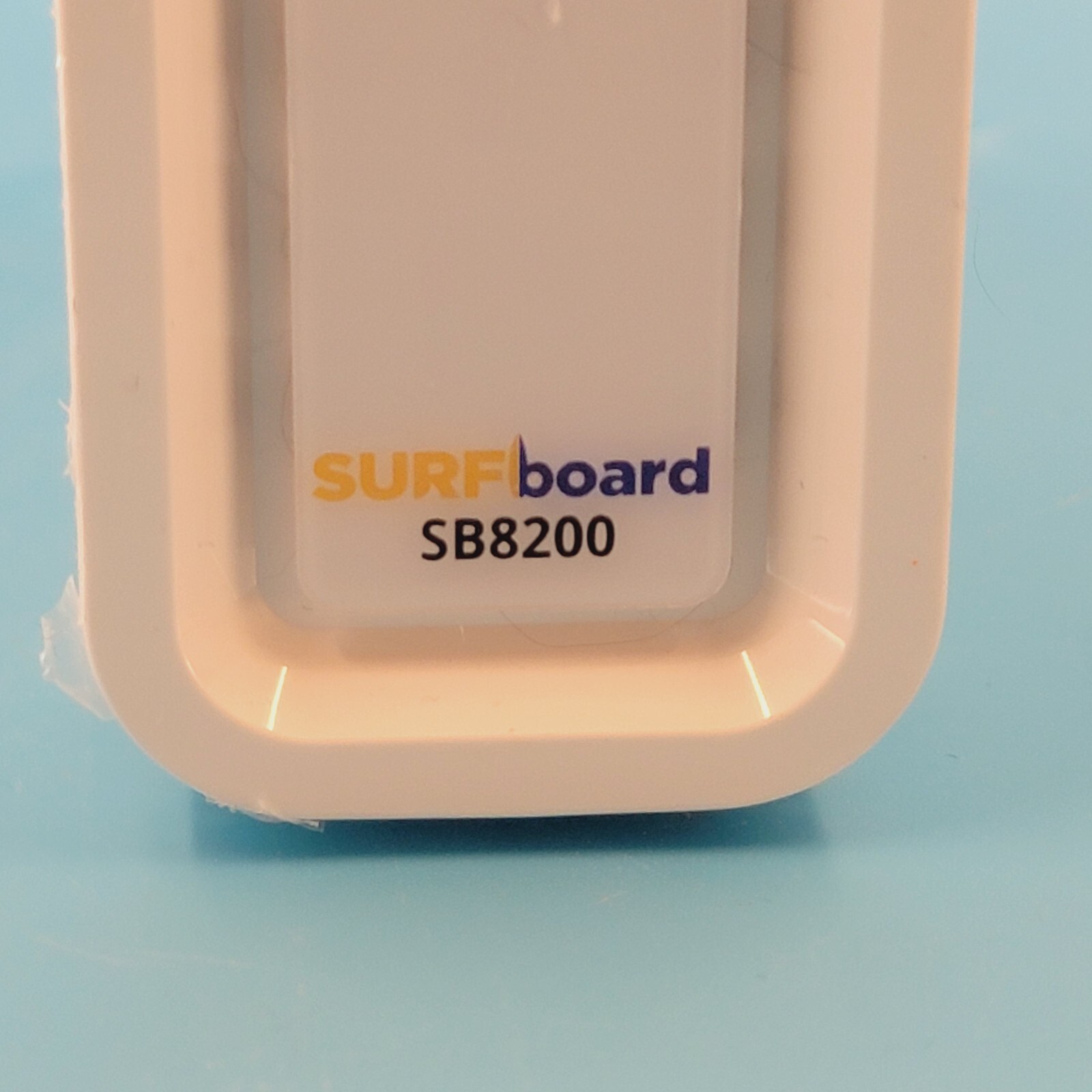 ARRIS SURFboard SB8200 High Speed Cable Modem DOCSIS 3.1 Gigabit