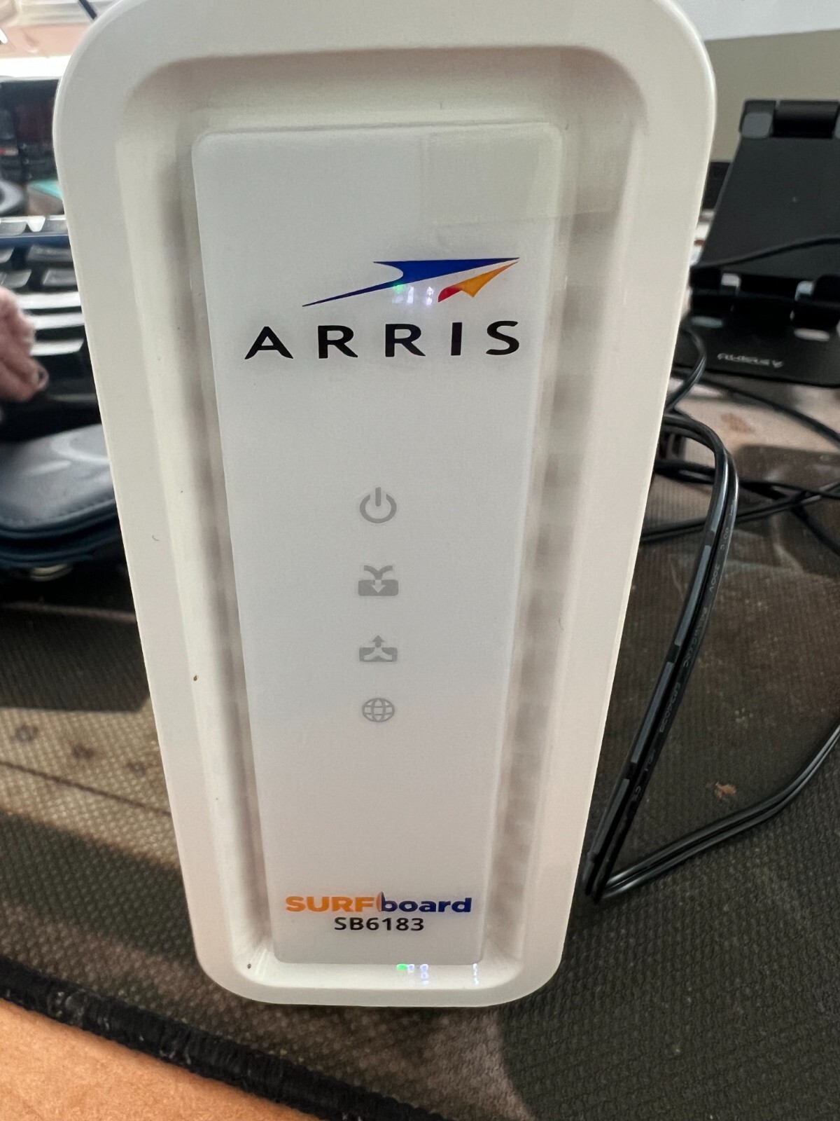 ARRIS Motorola SURFboard Cable Modem SB6183 DOCSIS 3.0 600 White