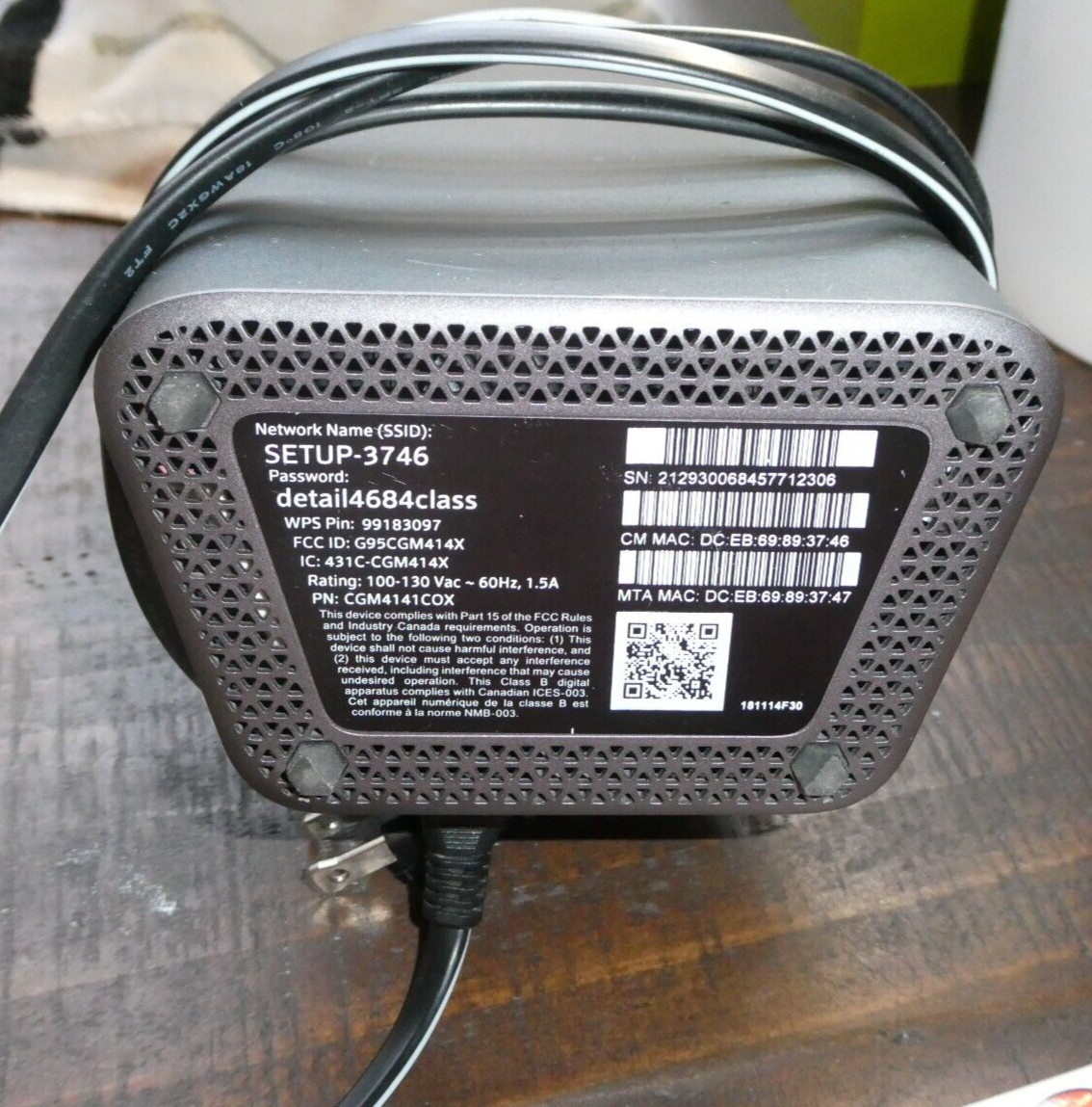 Cox Panoramic Cable Modem WIFI Gateway Modem/Router CGM414X w/ Power Cord