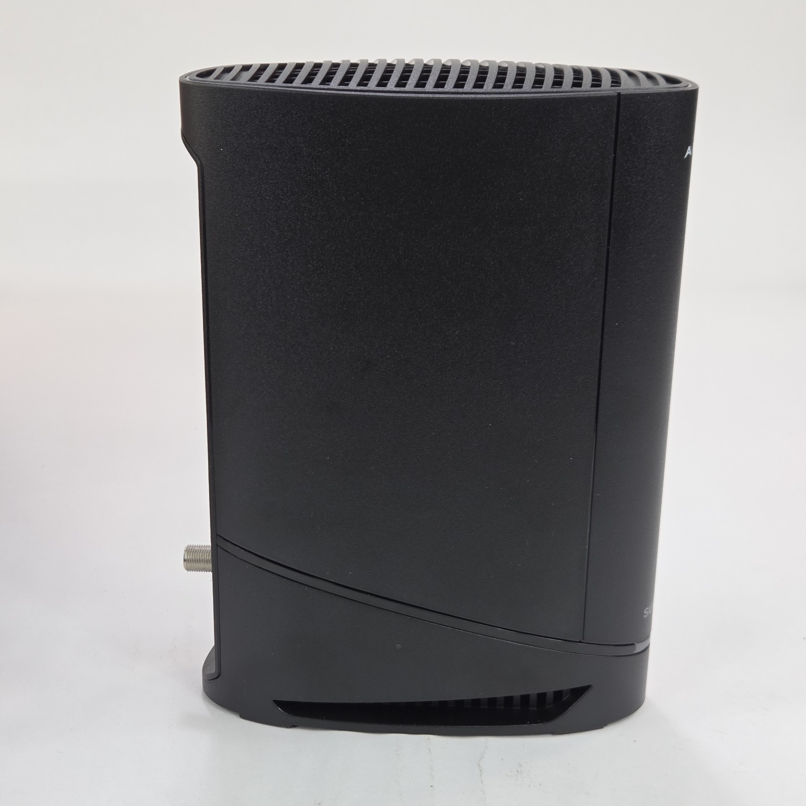 Arris G18 AX1800 Surfboard Dual Band WiFi-6 & DOCSIS 3.1 Cable Modem