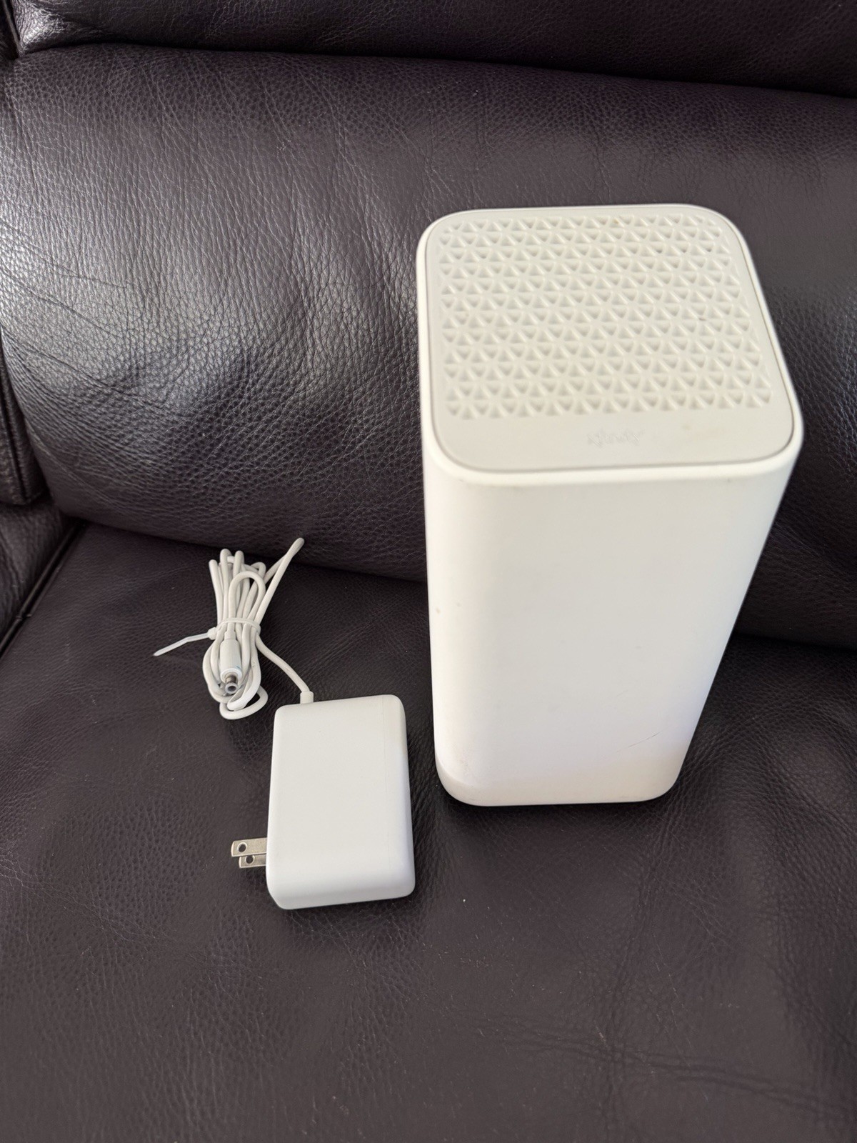 Xfinity XB7-T Gigabit Modem WiFi Router with Power Cord