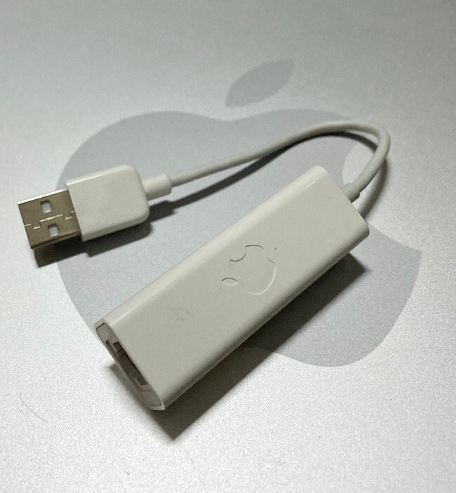 Genuine Apple USB External Dial-up v.92 56kbps Fax Modem MA034Z/A
