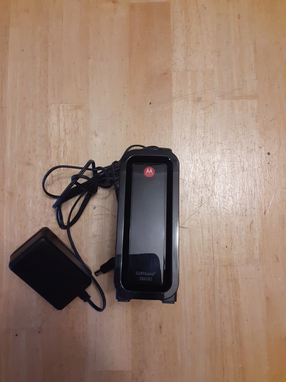 Motorola Surfboard Modem Model SB6182 docsis 3.0 * power supply * ethernet cable