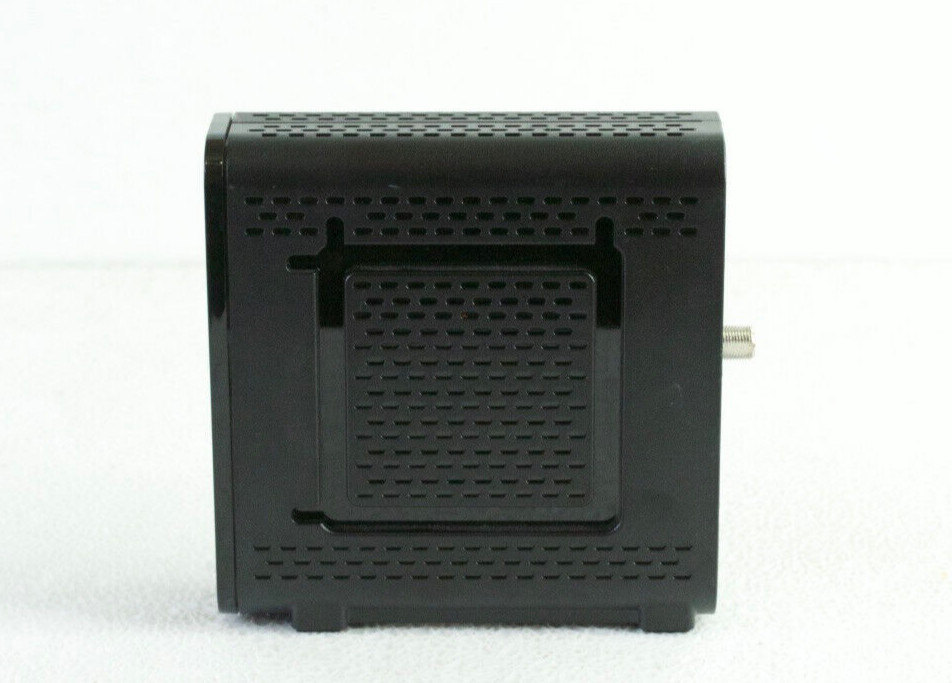 Arris SB6121 SURFboard Modem (Black) L689