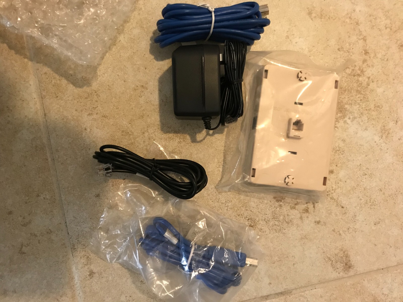 WESTELL 6100 MODEL C99-610030-OOR  ROUTER