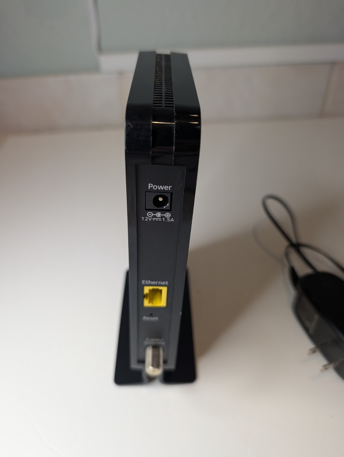 NETGEAR Cm500 16×4 DOCSIS 3.0 Cable Modem Max Download Speeds of 686mbps