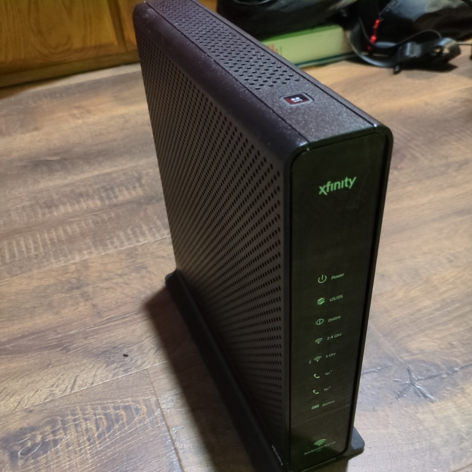 ARRIS Xfinity XB3 TG1682G Dual-Band Docsis 3.0 Gigabit Wifi Router Combo 🔥