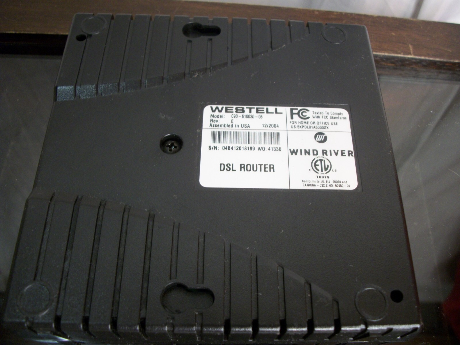Router Westell Model C90-610030-06 Black DSL NO POWER CORD