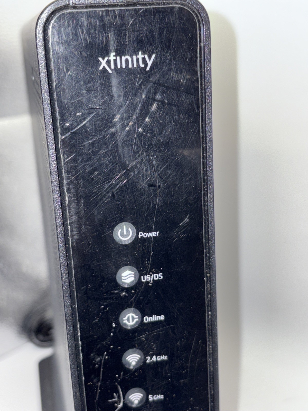 Xfinity Arris TG1682G Dual Band Wireless 802.11ac Cable Modem and Wi-Fi Router
