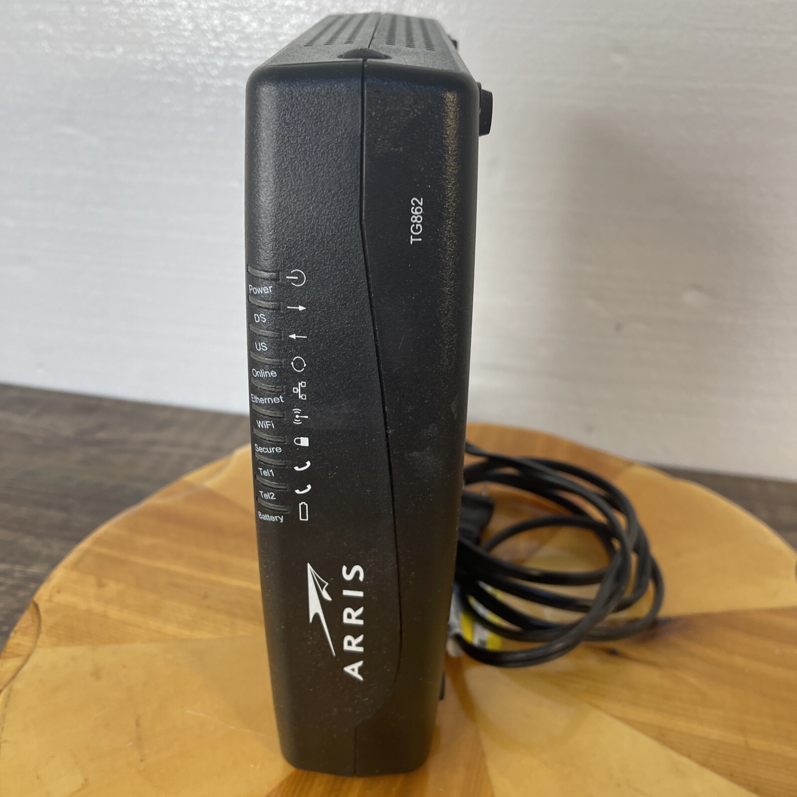 ARRIS TG862G/CT Wireless Gateway Modem 802.11b/g/n Xfinity XB2 WiFi Tote20