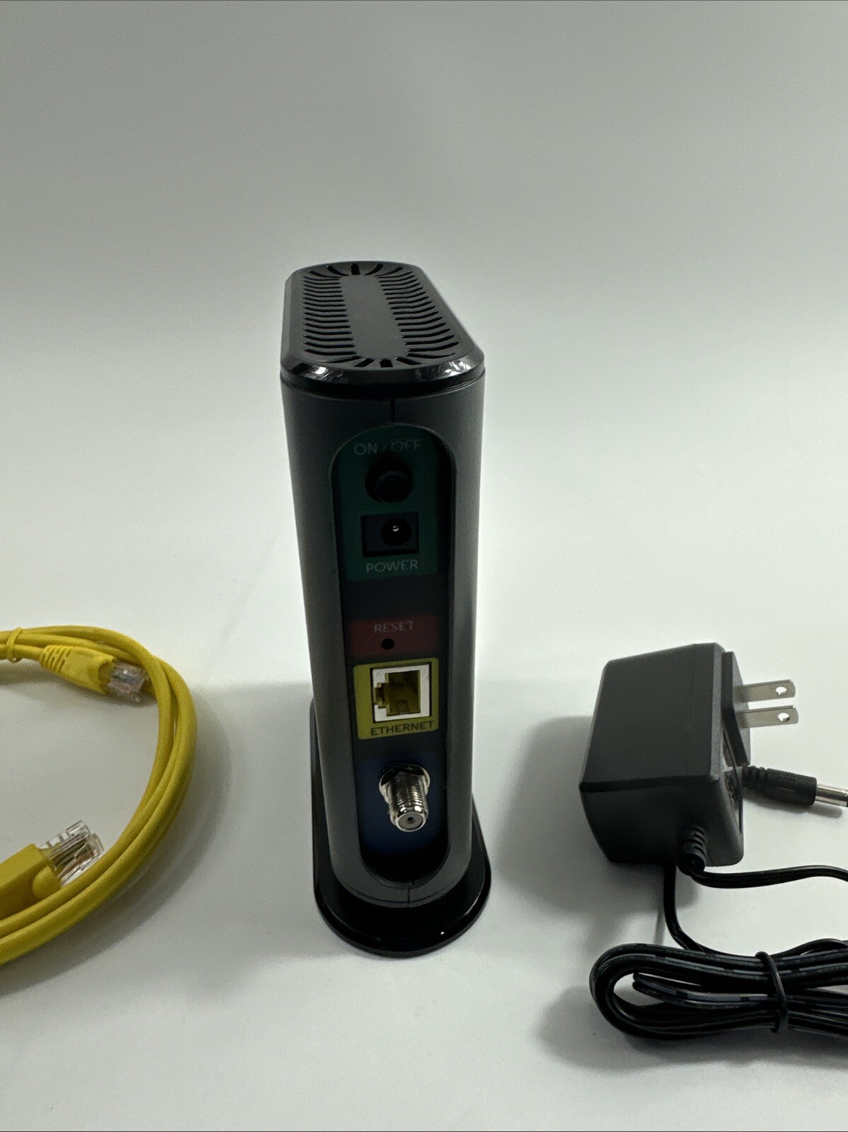 Motorola MB7220 DOCSIS 3.0 Cable Modem – Black
