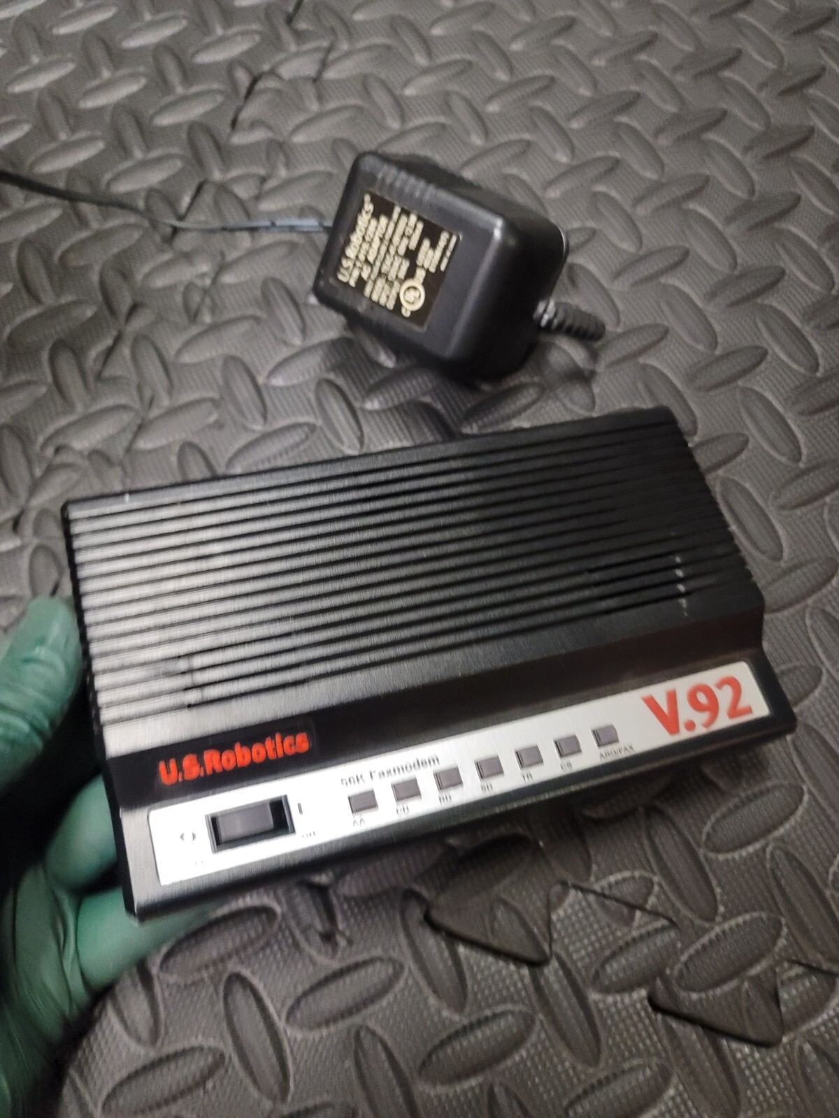US Robotics 56K V.92 Fax Modem Model: 5686E