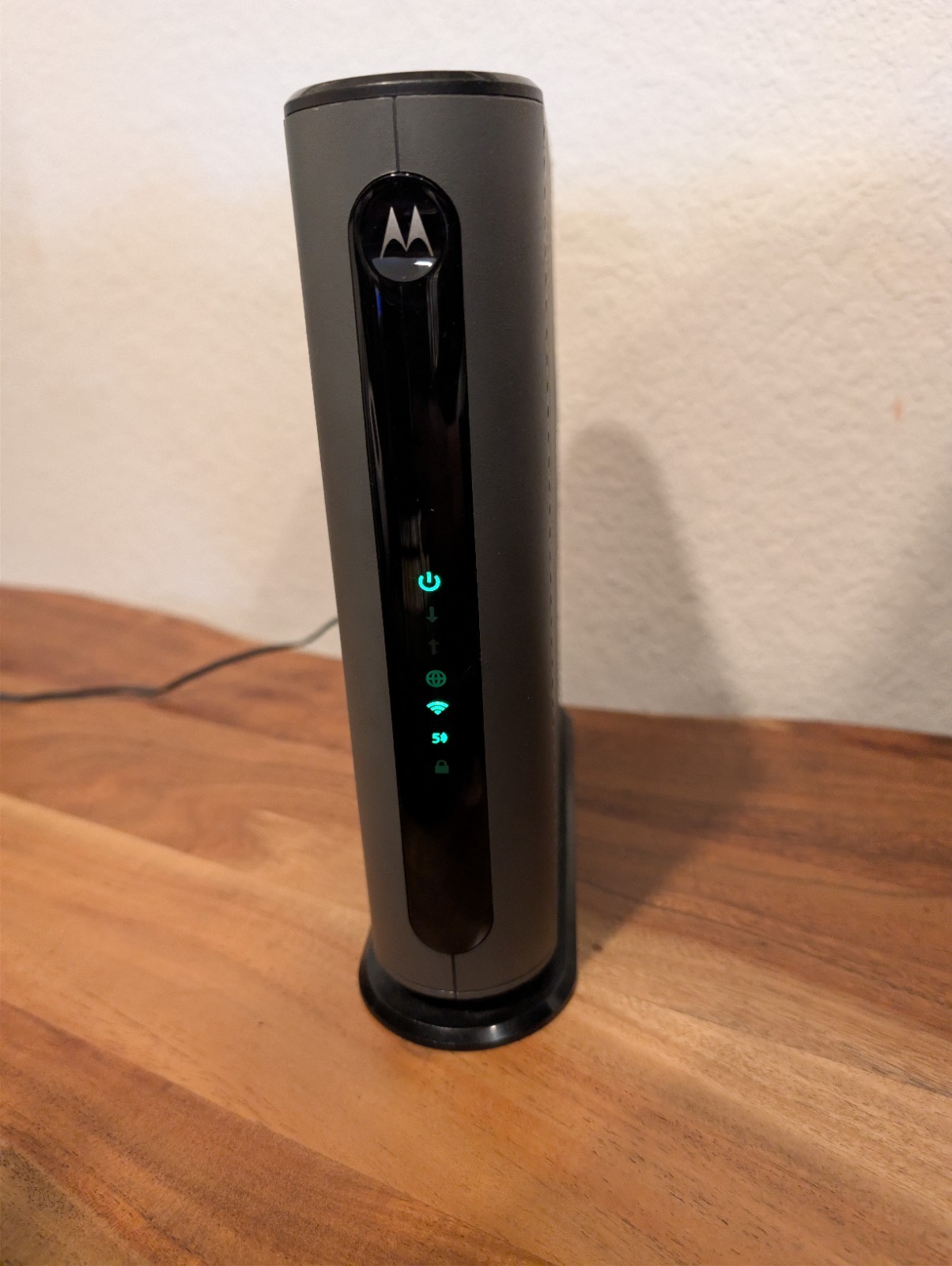 Spectrum Cox Xfinity Motorola MG7540-10 16×4 Cable Modem AC1600 Wifi Router