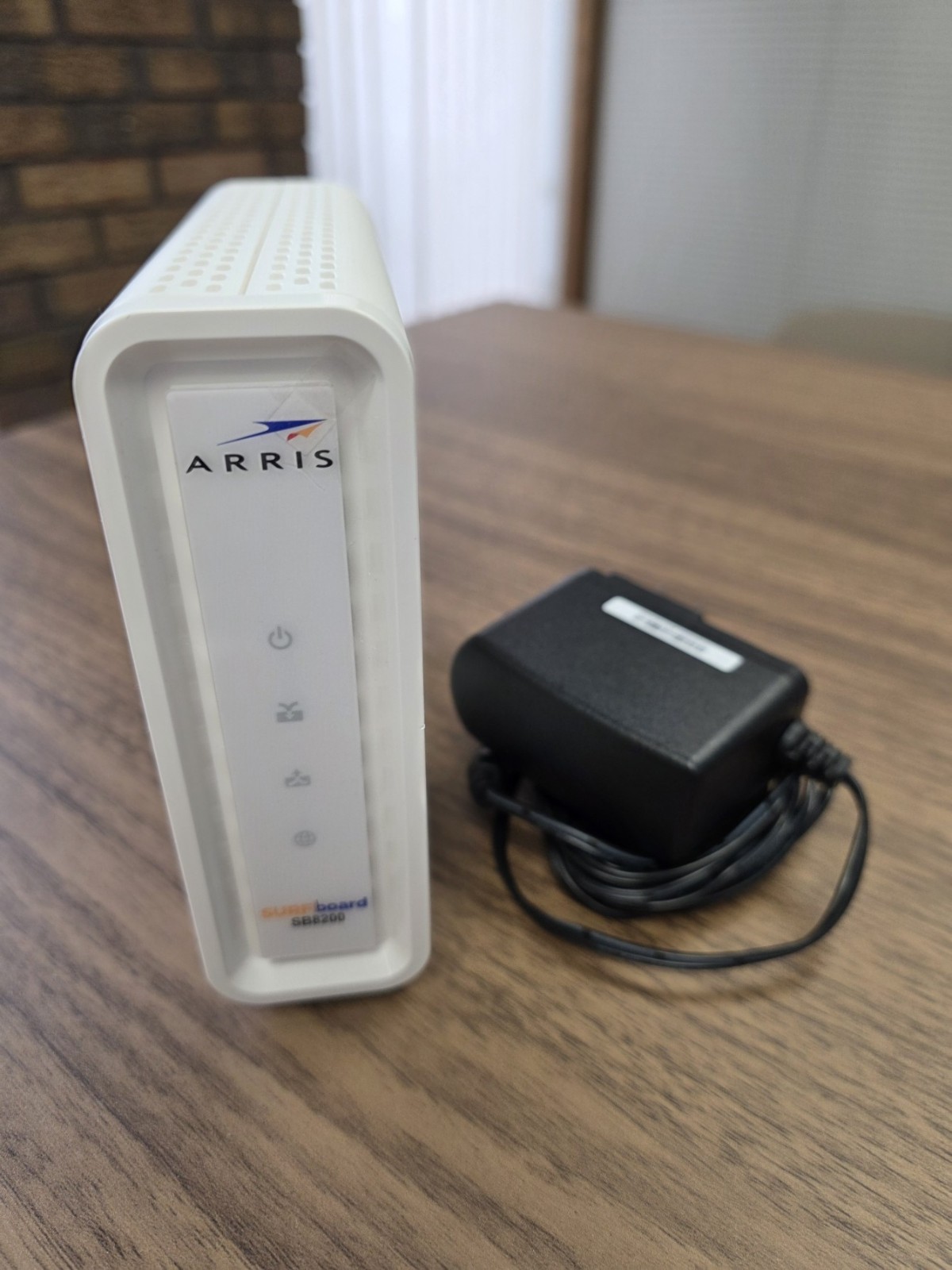 ARRIS SB8200 Cable Modem Fast DOCSIS 3.1 32×8 Gigabit Cable Modem r912