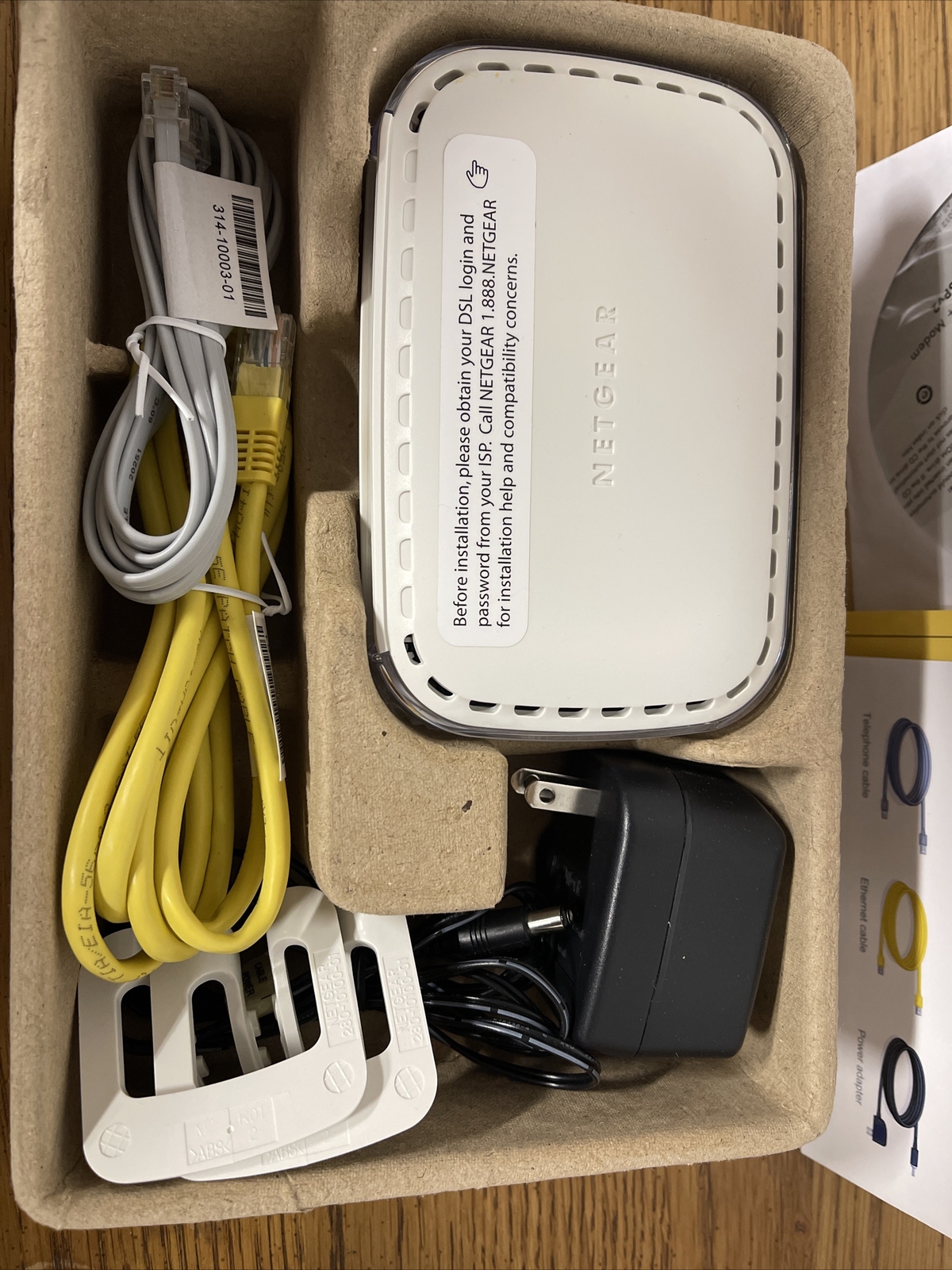 Netgear DM111PSP-100NAS Broadband ADSL2+ Modem – White