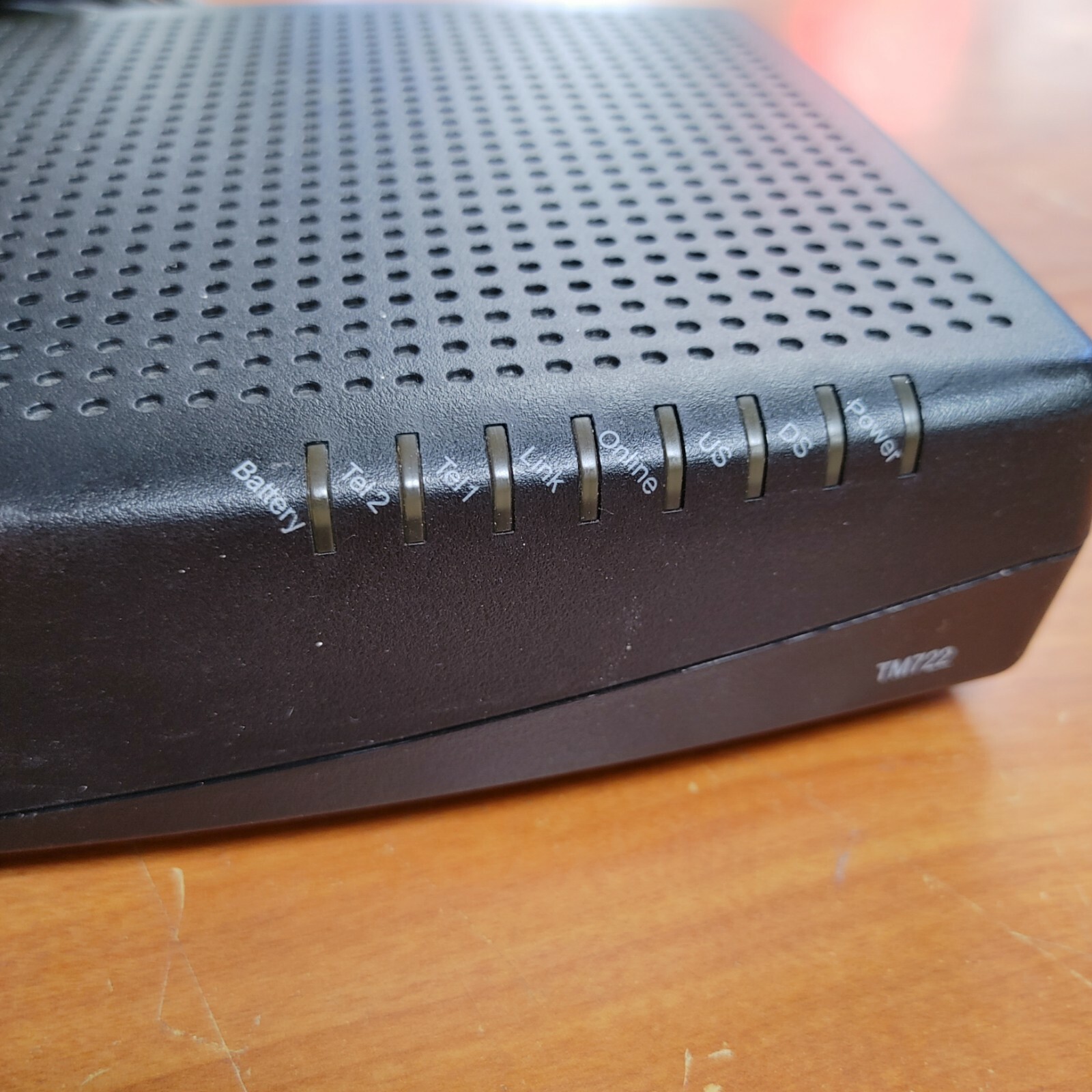 ARRIS Cable Modem (TM722G) Docis 3.0 FOR PARTS
