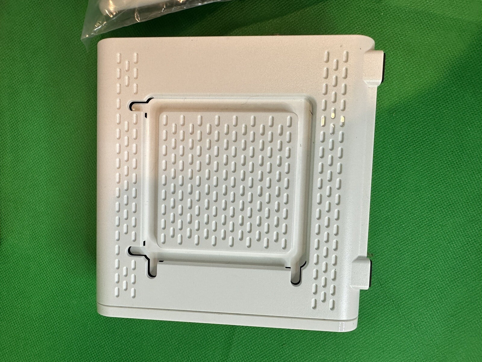 ARRIS Surfboard Cable Modem SB6190 Open As Is See Photos