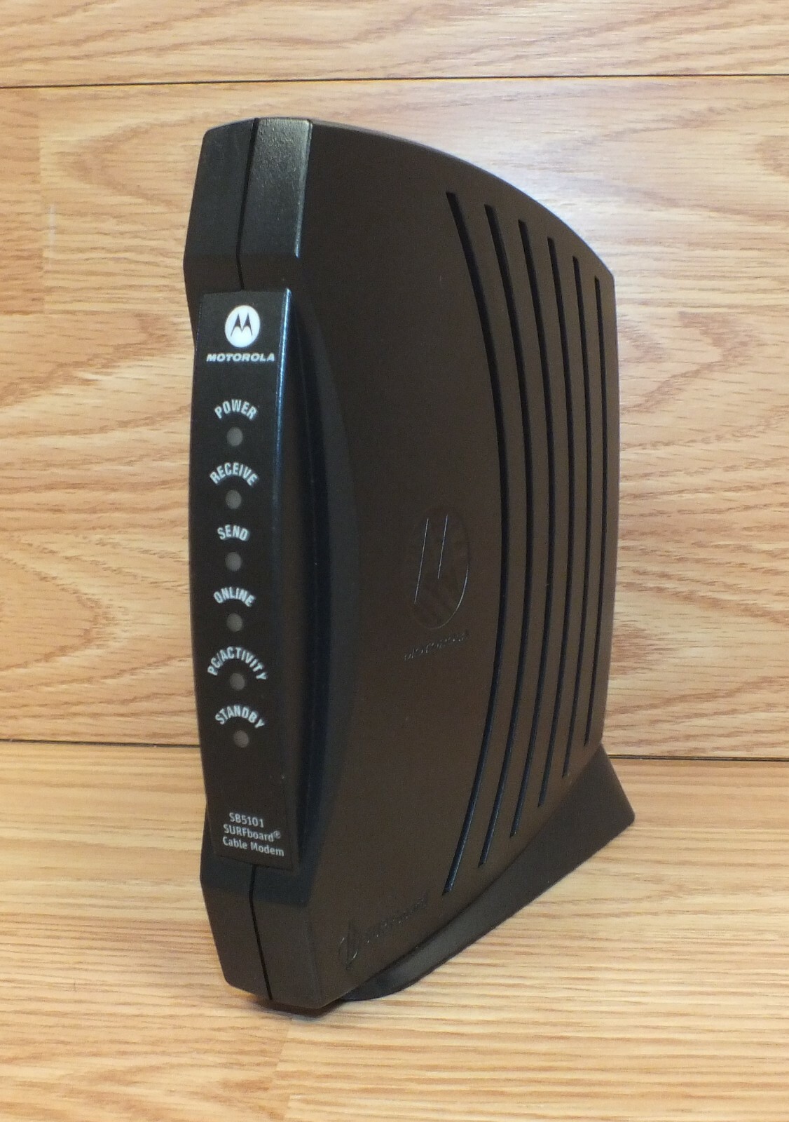 Motorola SURFboard SB5101 38Mbps Downstream 30Mbps Upstream USB & Ethernet Modem